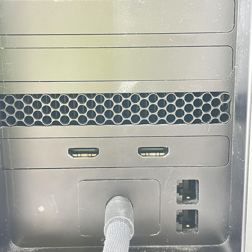 Apple Mac Pro 2019 Silver 3.2 GHz 16-Core Intel Xeon W 96GB RAM 2TB Solid State Drive Radeon Pro W6600X 8 GB