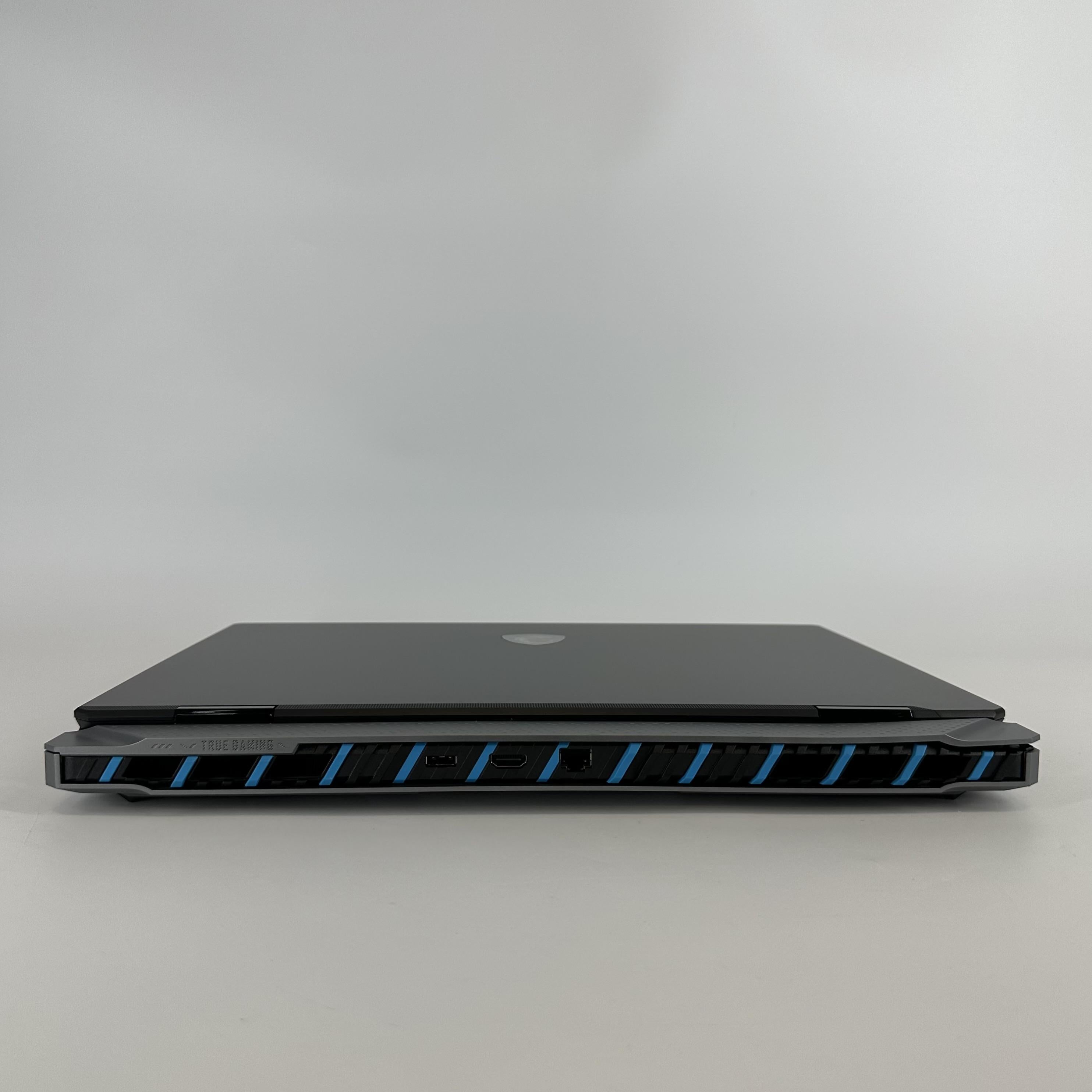 MSI Titan 18 HX AI 18 Black 2.8 GHz Intel Core Ultra 9 Series 2 64GB RAM 4TB Solid State Drive 2TB Solid State Drive NVIDIA GeForce RTX 5090 24 GB