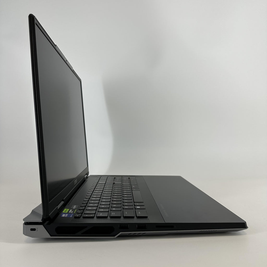 MSI Titan 18 HX AI 18 Black 2.8 GHz Intel Core Ultra 9 Series 2 64GB RAM 4TB Solid State Drive 2TB Solid State Drive NVIDIA GeForce RTX 5090 24 GB