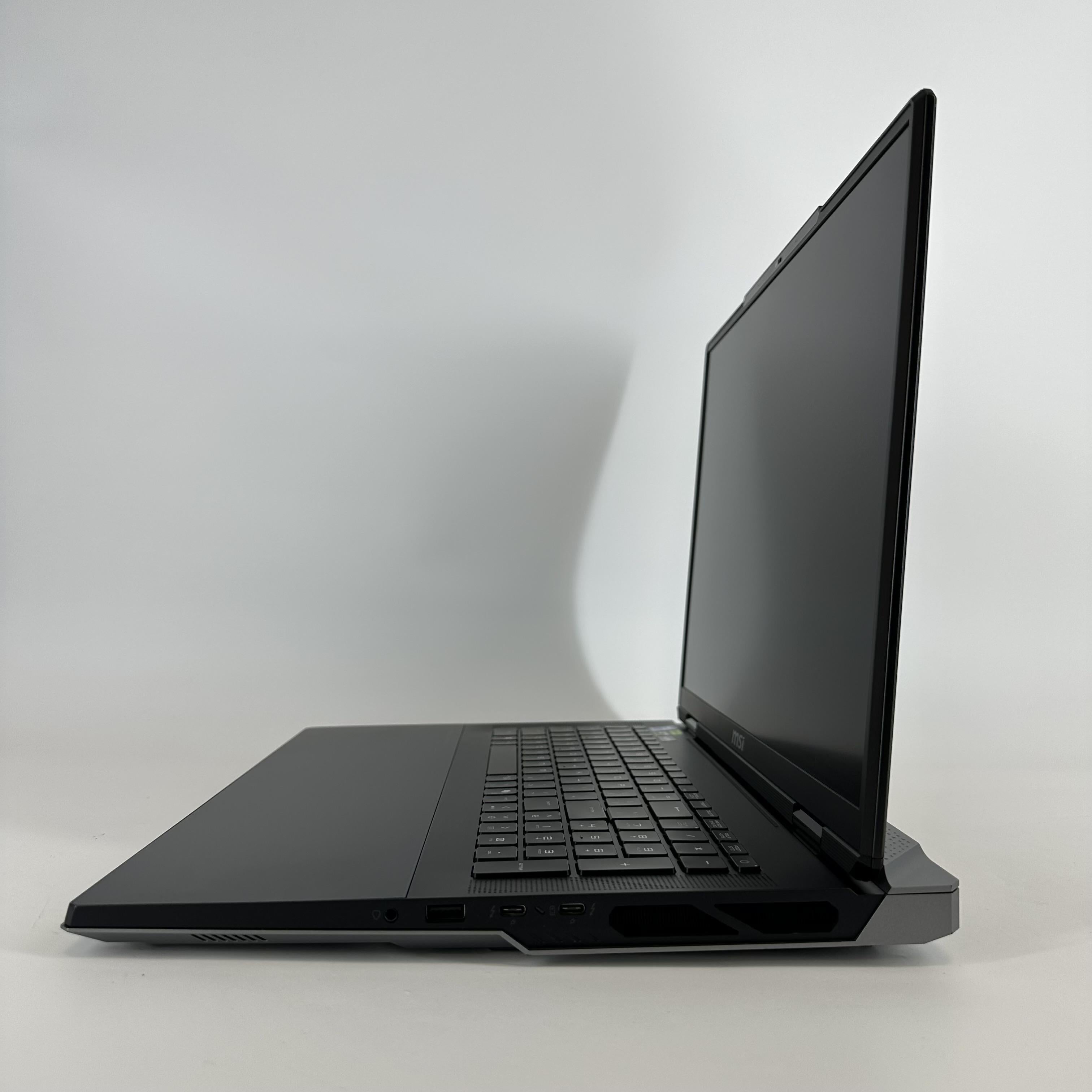 MSI Titan 18 HX AI 18 Black 2.8 GHz Intel Core Ultra 9 Series 2 64GB RAM 4TB Solid State Drive 2TB Solid State Drive NVIDIA GeForce RTX 5090 24 GB