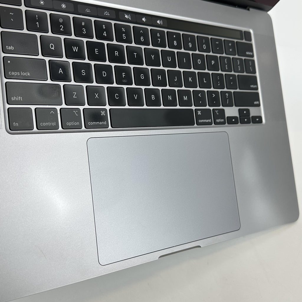 Apple MacBook Pro 16 Touch Bar 2019 Space Gray 2.4 GHz Intel Core i9 9th Gen. 32GB RAM 1TB Solid State Drive AMD Radeon Pro 5500M 8 GB