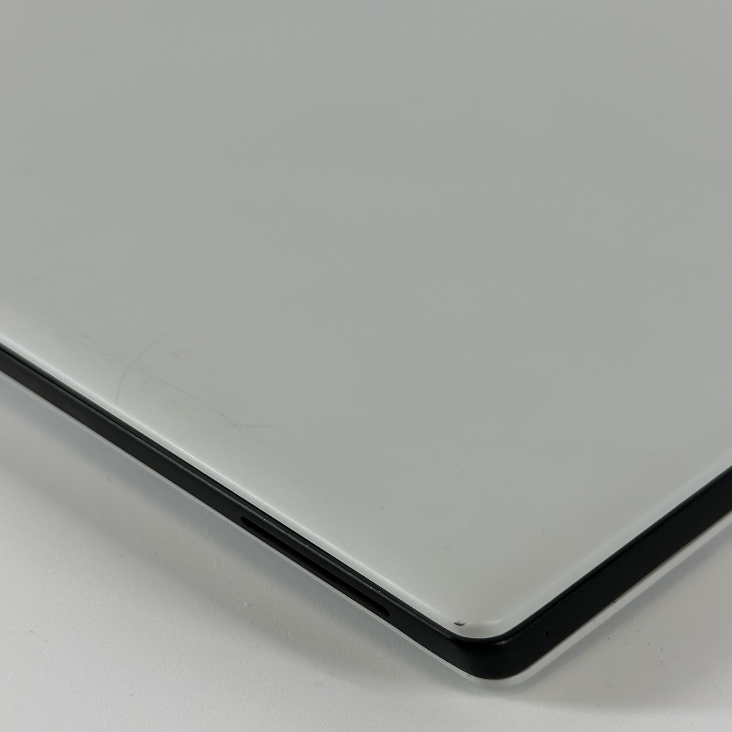 Dell Alienware X17 R1 White 2.6 GHz Intel Core i9 11th Gen. 64GB RAM 4TB Solid State Drive NVIDIA GeForce RTX 3080 16 GB