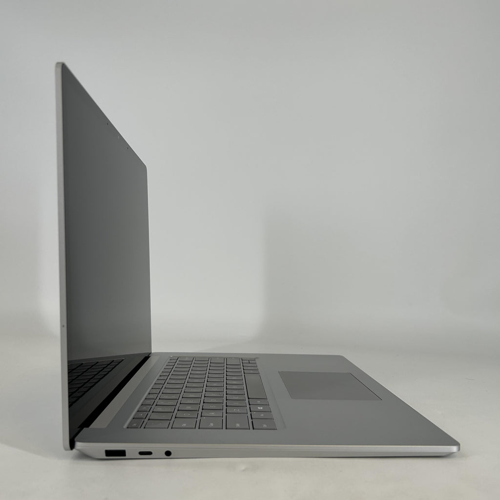 Microsoft Surface Laptop 3 15 Platinum 1.3 GHz Intel Core i7 10th Gen. 16GB RAM 512GB Solid State Drive