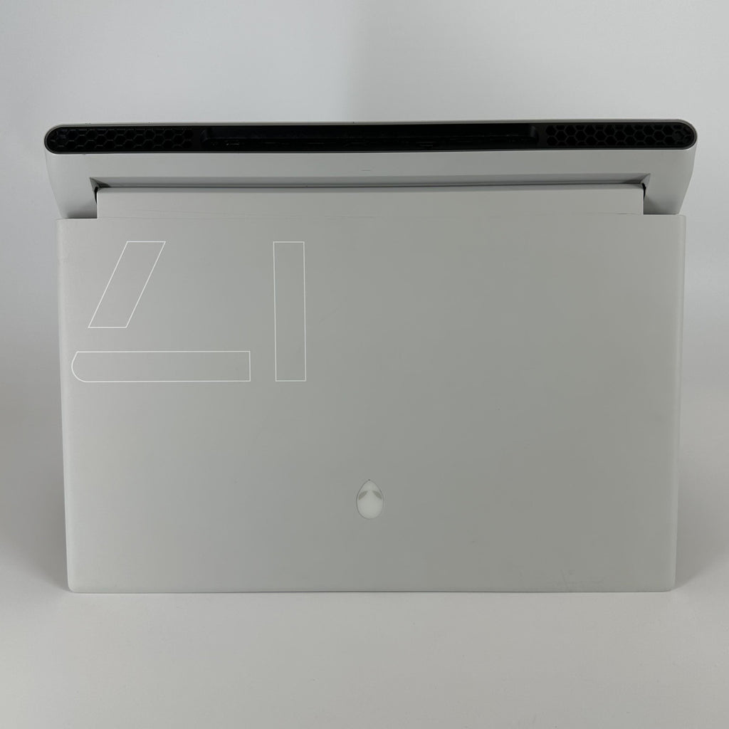 Dell Alienware X17 R1 White 2.6 GHz Intel Core i9 11th Gen. 64GB RAM 4TB Solid State Drive NVIDIA GeForce RTX 3080 16 GB