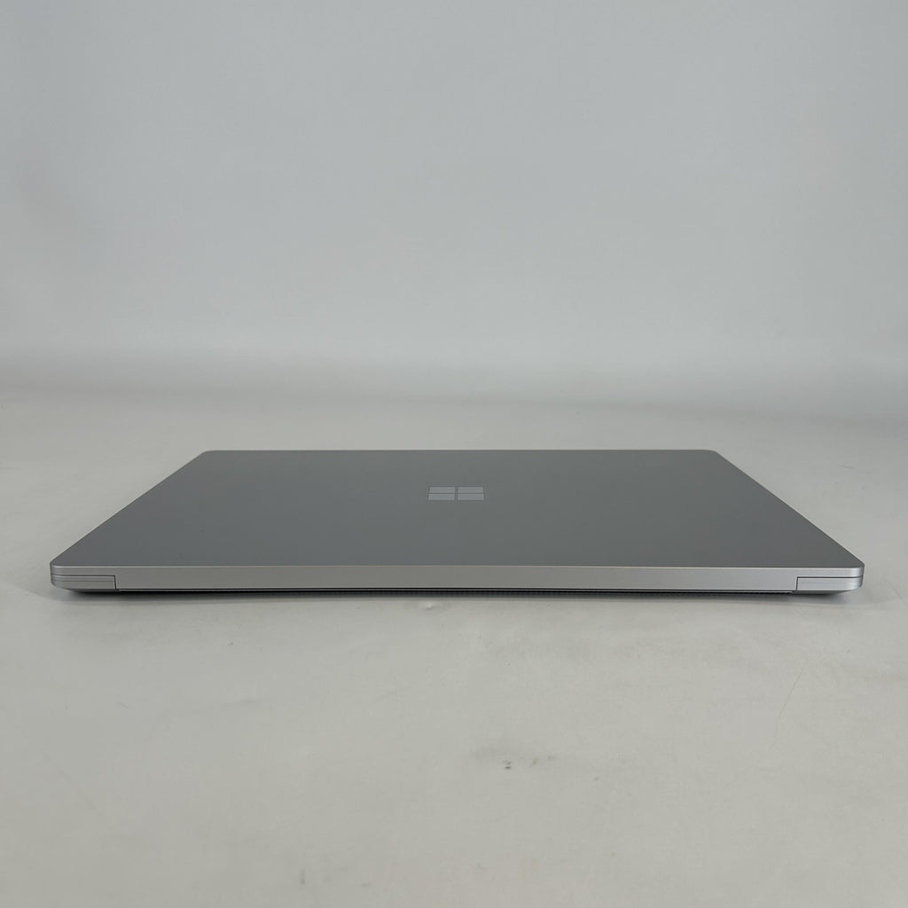 Microsoft Surface Laptop 3 15 Platinum 1.3 GHz Intel Core i7 10th Gen. 16GB RAM 512GB Solid State Drive