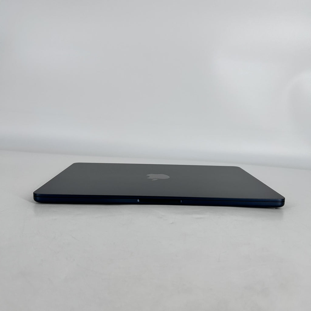 MacBook Air 13 2022 Blue 3.49 GHz M2 8-Core CPU 8GB Unified Memory 256GB Solid State Drive 8-Core GPU