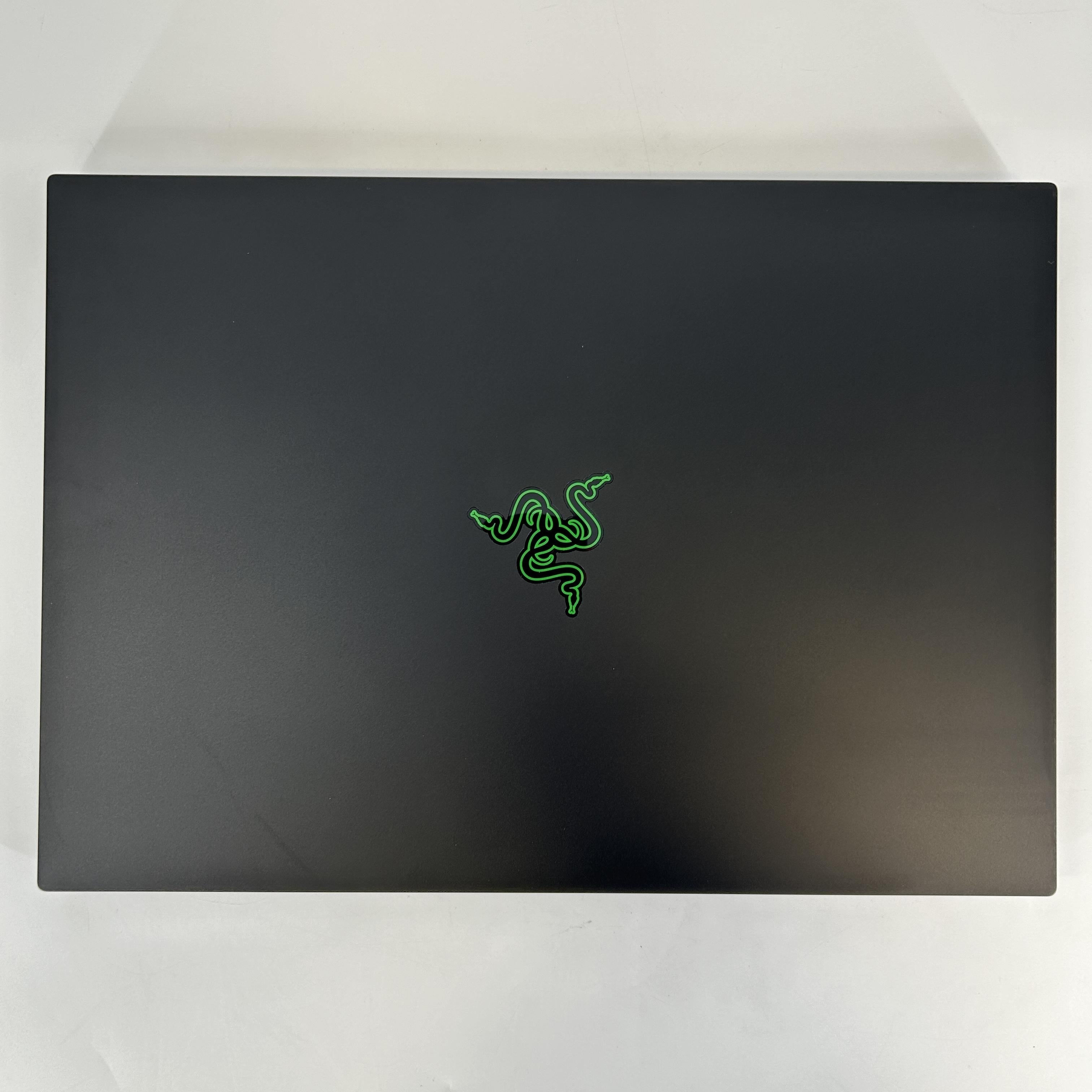 Razer Blade 16 2025 Black 2.0 GHz AMD Ryzen AI 9 HX 370 32GB RAM 2TB Solid State Drive NVIDIA GeForce RTX 5090 24 GB