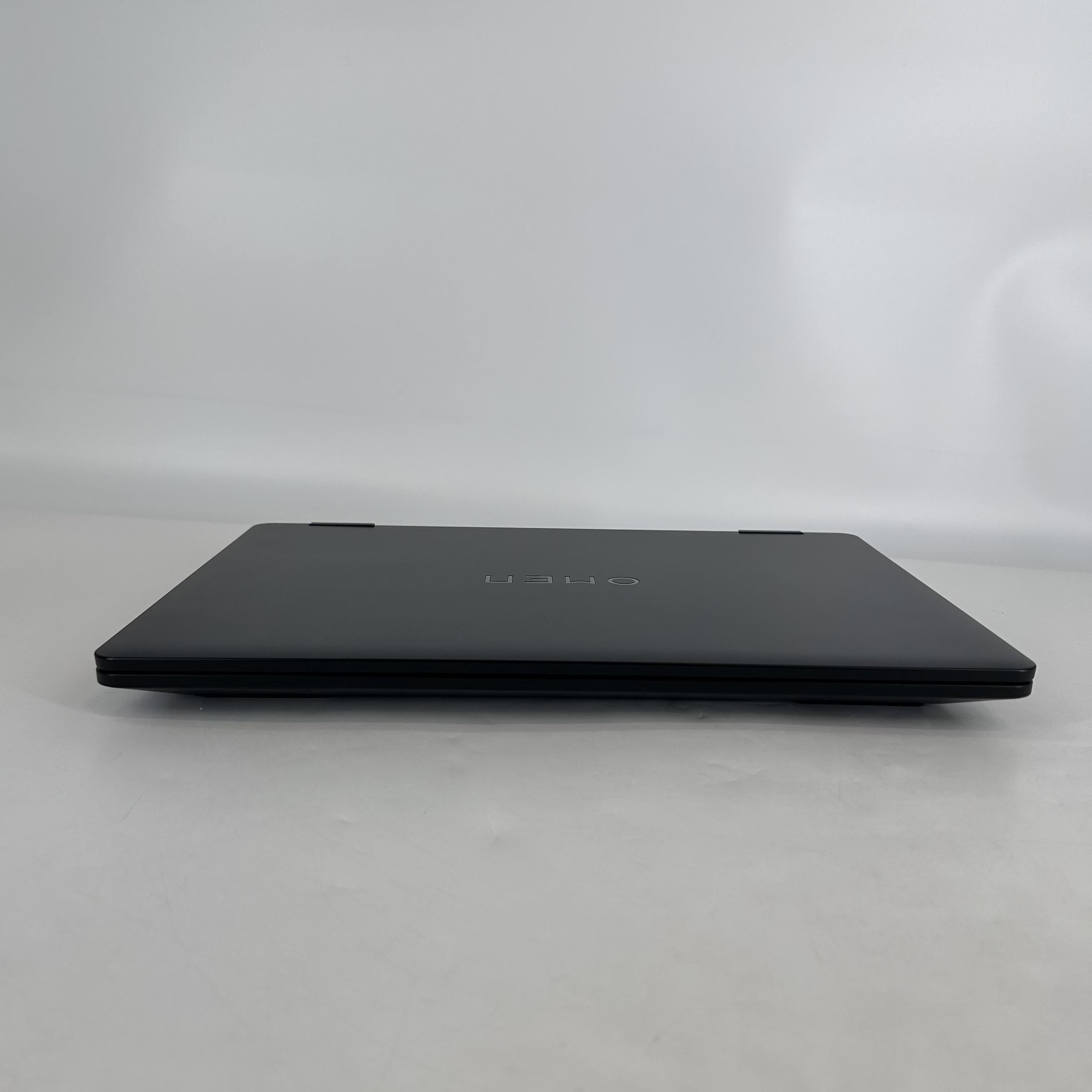 HP Omen 16 Black 2.4 GHz AMD Ryzen 9 8940HX 32GB RAM 1TB Solid State Drive NVIDIA GeForce RTX 5060 8 GB