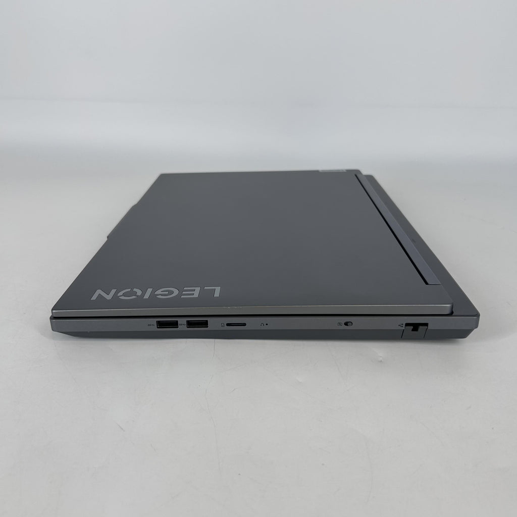 Lenovo Legion 5i Gen 9 16 Gray 2.2 GHz Intel Core i9 14th Gen. 32GB RAM 2TB Solid State Drive NVIDIA GeForce RTX 4070 8 GB