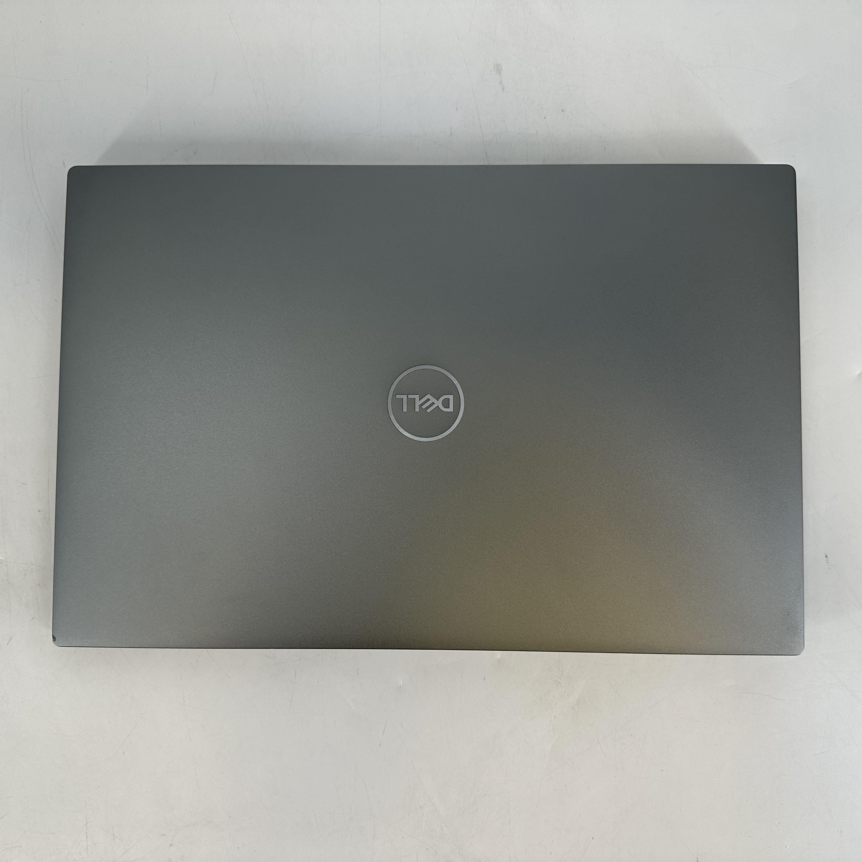 Dell Precision 5560 15.6 Gray 2.3 GHz Intel Core i7 11th Gen. 16GB RAM 512GB Solid State Drive NVIDIA Quadro T1200 4 GB