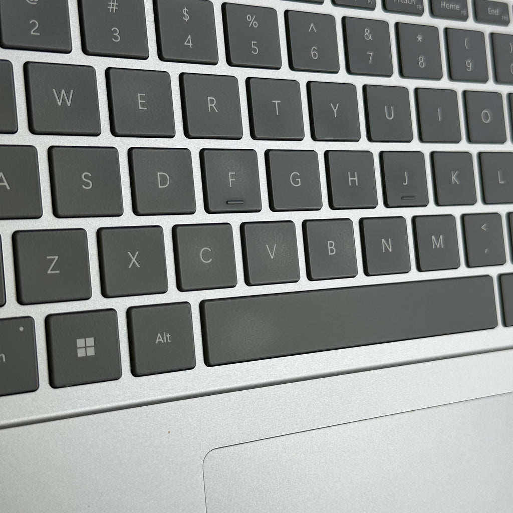 Microsoft Surface Laptop Studio 2 14.4 Silver 2.9 GHz Intel Core i7 13th Gen. 64GB RAM 1TB Solid State Drive NVIDIA GeForce RTX 4060 8 GB