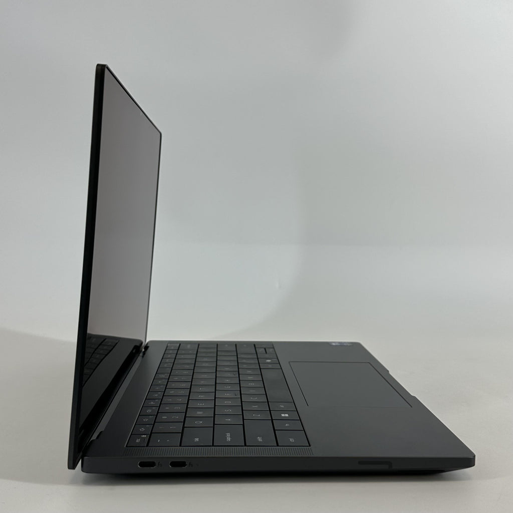 Dell Pro Max 14 Premium MA14250 Magnetite 2.9 GHz Intel Core Ultra 9 Series 2 64GB RAM 1TB Solid State Drive NVIDIA RTX PRO 2000 Blackwell 8 GB