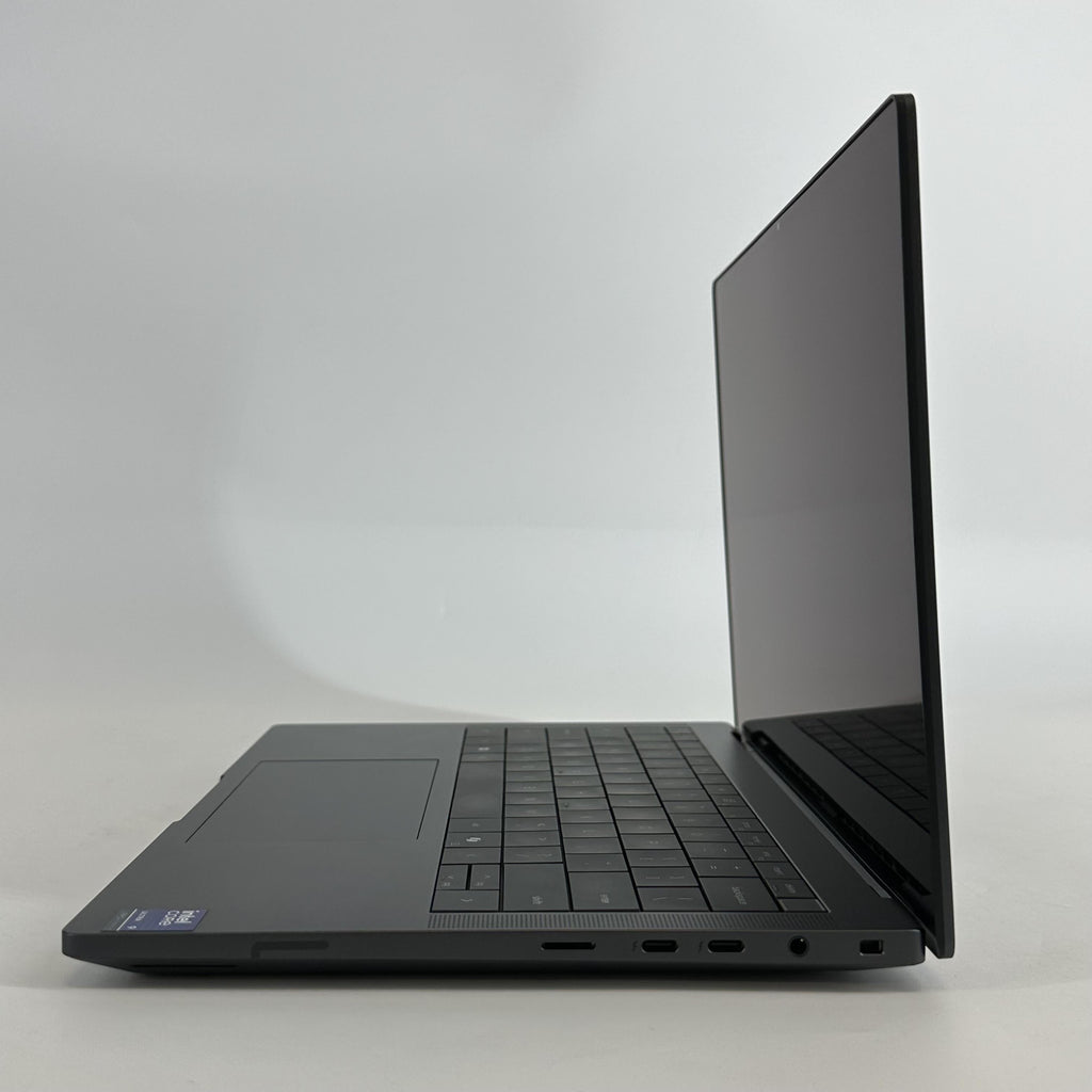 Dell Pro Max 14 Premium MA14250 Magnetite 2.9 GHz Intel Core Ultra 9 Series 2 64GB RAM 1TB Solid State Drive NVIDIA RTX PRO 2000 Blackwell 8 GB