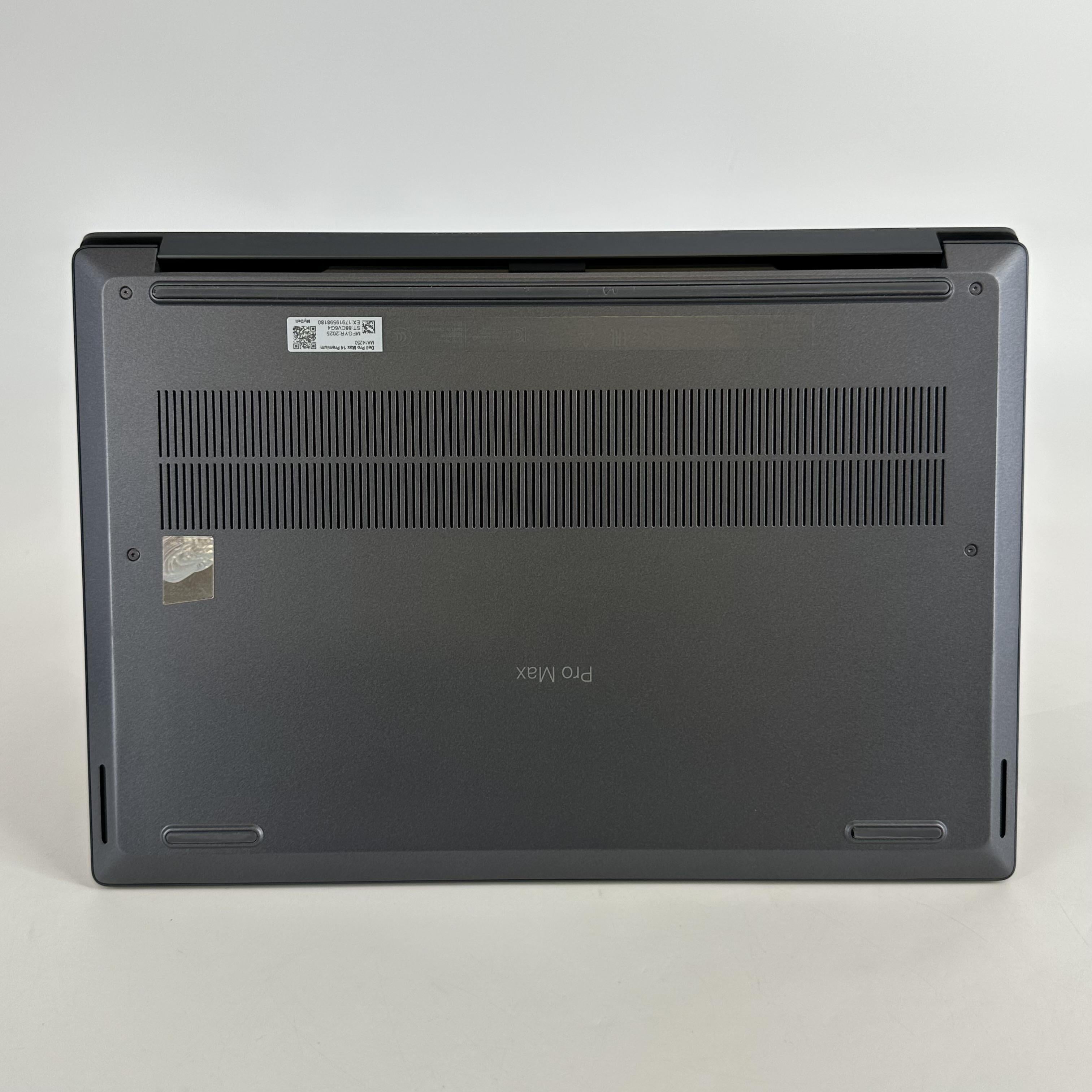Dell Pro Max 14 Premium MA14250 Magnetite 2.9 GHz Intel Core Ultra 9 Series 2 64GB RAM 1TB Solid State Drive NVIDIA RTX PRO 2000 Blackwell 8 GB