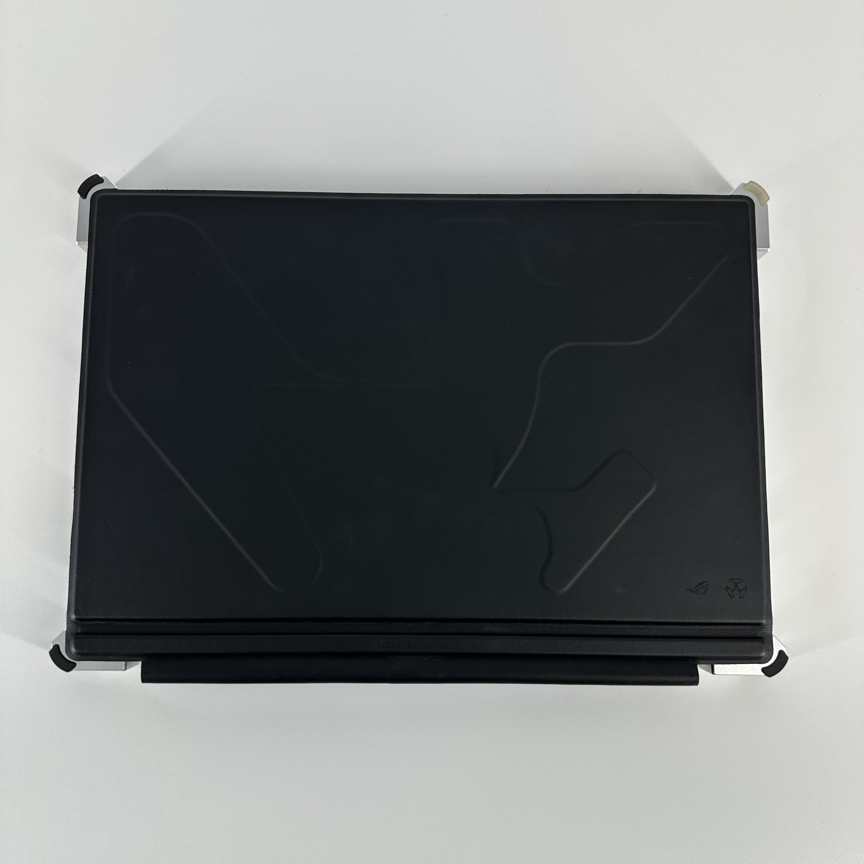 Asus ROG Flow Z13 ACRNM RMT02 GZ301 13.4 Silver 2.6 GHz Intel Core i9 13th Gen. 32GB RAM 2TB Solid State Drive NVIDIA GeForce RTX 4070 8 GB