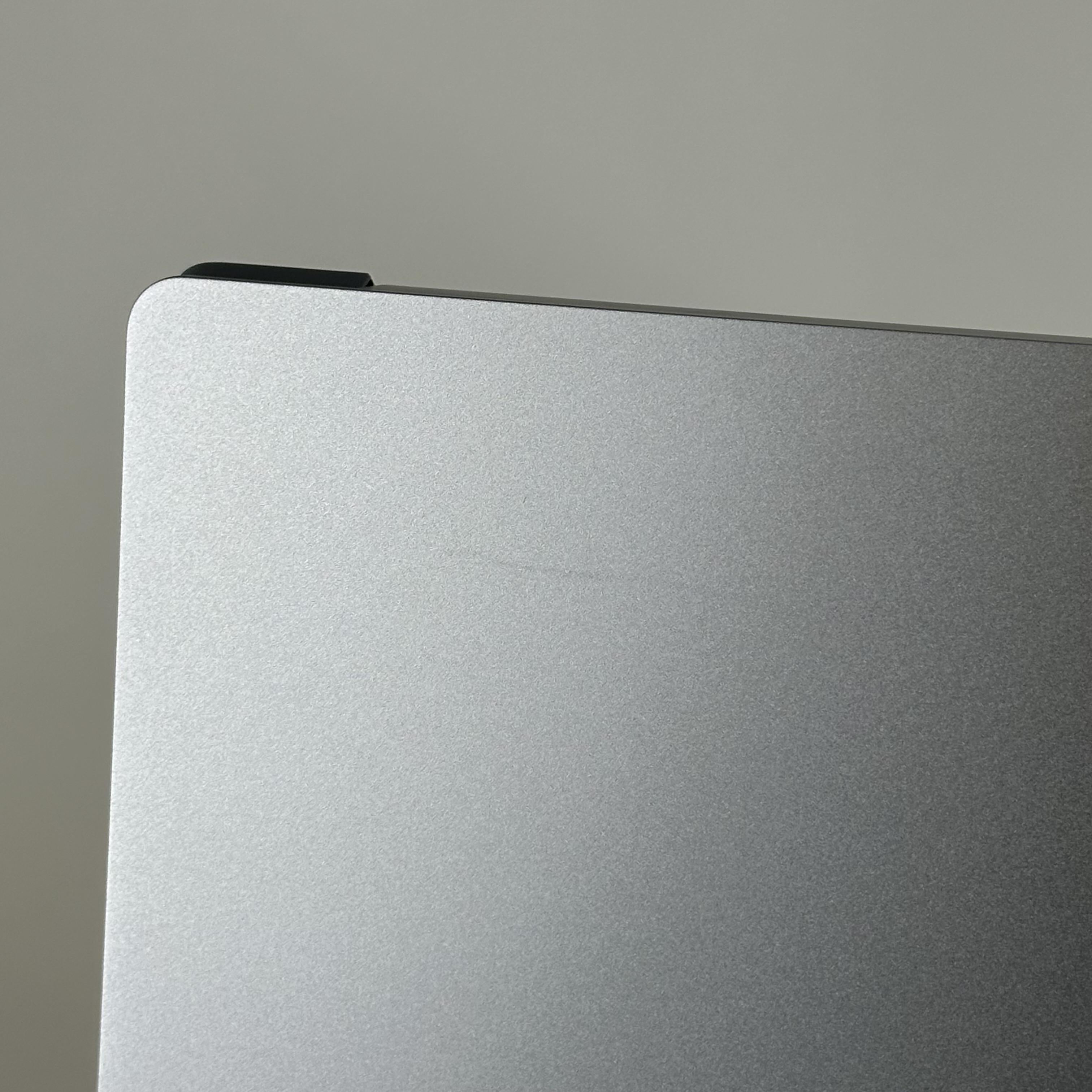 Samsung Galaxy Book4  Edge 15.6 Silver 2.9 GHz Qualcomm Snapdragon X Plus 16GB RAM 512GB Solid State Drive