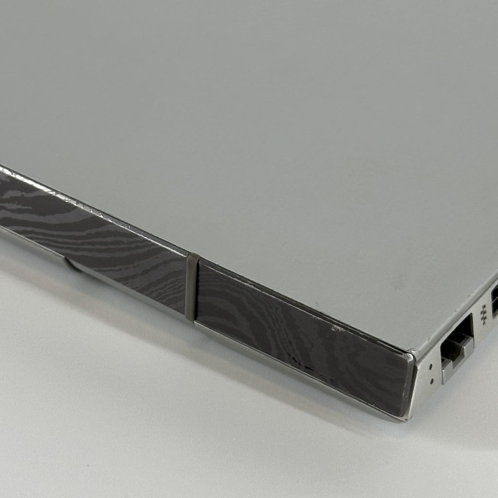 HP Envy 17 Silver 1.8 GHz Intel Core i7 8th Gen. 16GB RAM 512GB Solid State Drive NVIDIA GeForce MX150 4 GB