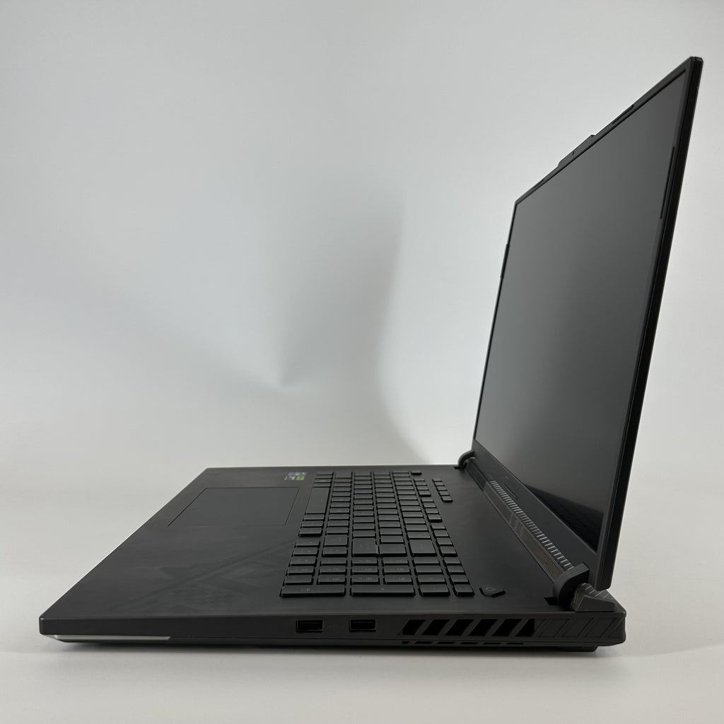 Asus ROG Strix G18 G814 18 Gray 2.2 GHz Intel Core i9 13th Gen. 16GB RAM 1TB Solid State Drive NVIDIA GeForce RTX 4080 12 GB