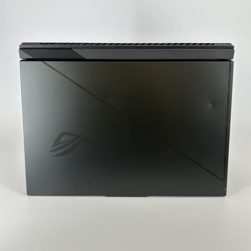 Asus ROG Strix G18 G814 18 Gray 2.2 GHz Intel Core i9 13th Gen. 16GB RAM 1TB Solid State Drive NVIDIA GeForce RTX 4080 12 GB