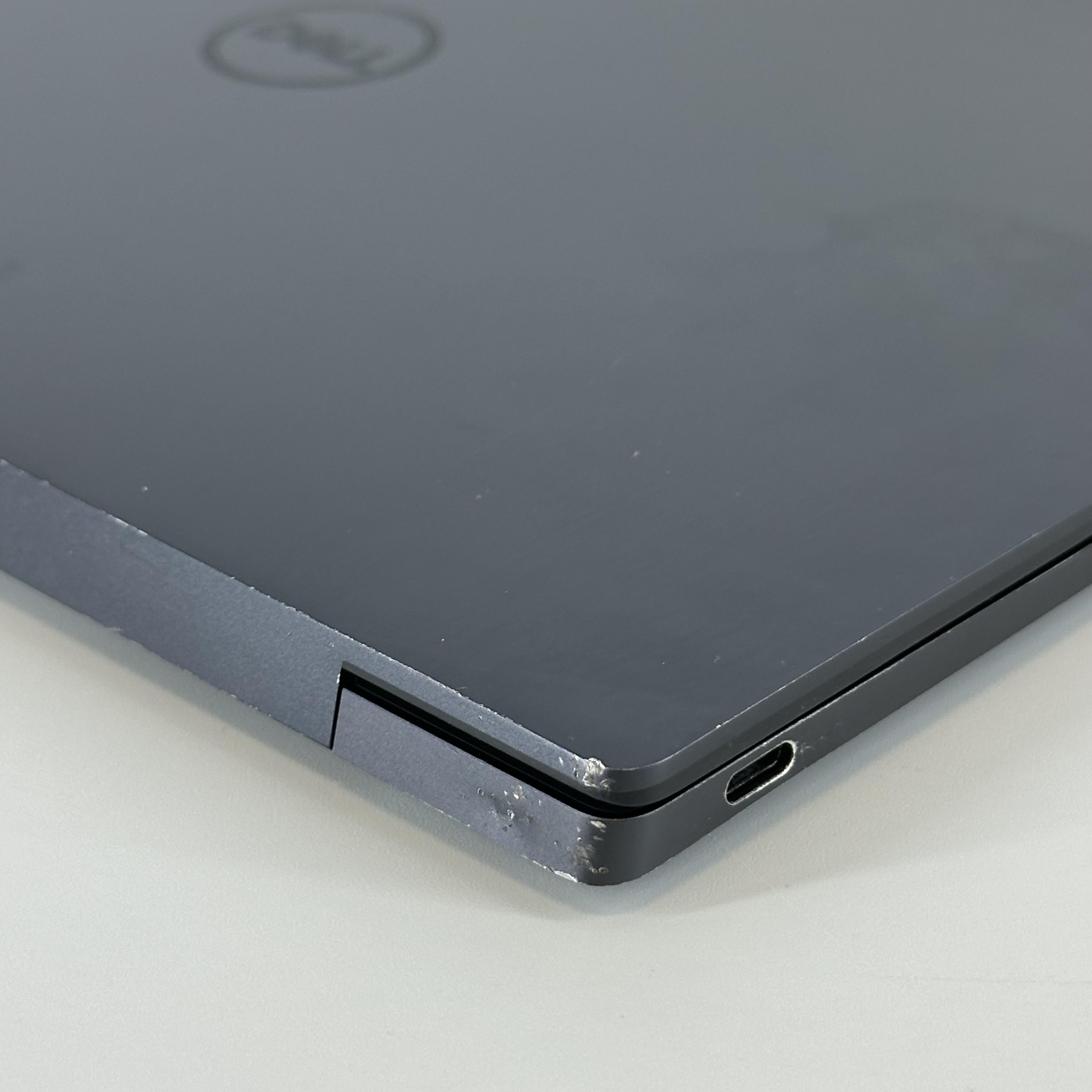 Dell XPS 13 9340 Gray 1.4 GHz Intel Core Ultra 7 64GB RAM 1TB Solid State Drive