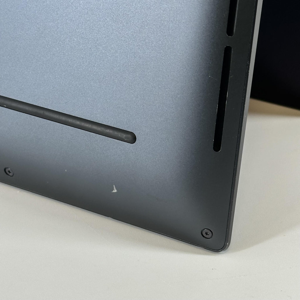 Dell XPS 13 9340 Gray 1.4 GHz Intel Core Ultra 7 64GB RAM 1TB Solid State Drive