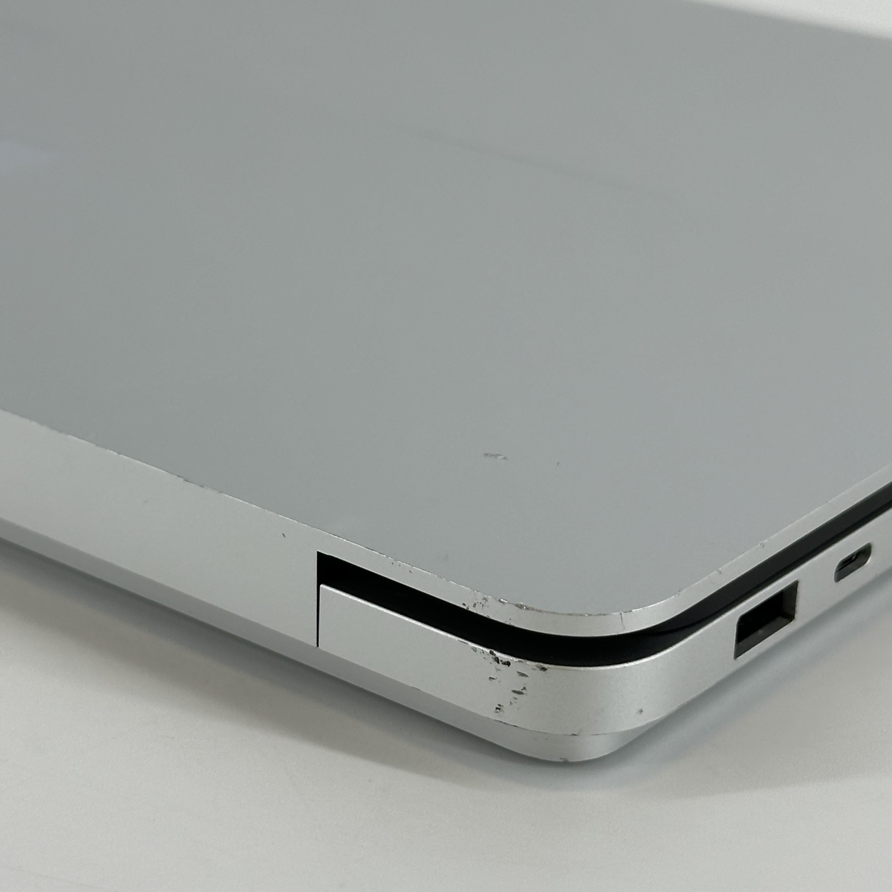 Microsoft Surface Laptop Studio 2 14.4 Silver 2.9 GHz Intel Core i7 13th Gen. 64GB RAM 2TB Solid State Drive NVIDIA GeForce RTX 4060 8 GB
