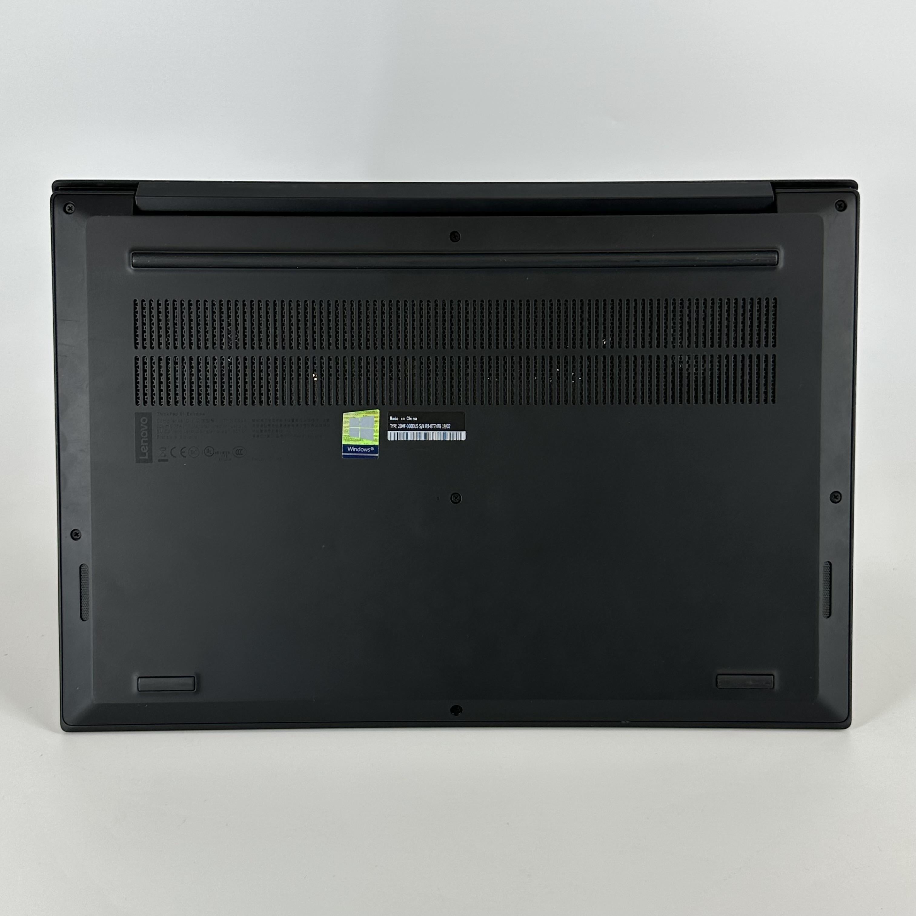 Lenovo ThinkPad X1 Extreme Gen 1 15.6 Black 2.6 GHz Intel Core i7 8th Gen. 32GB RAM 1TB Solid State Drive NVIDIA GeForce GTX 1050 Ti 4 GB