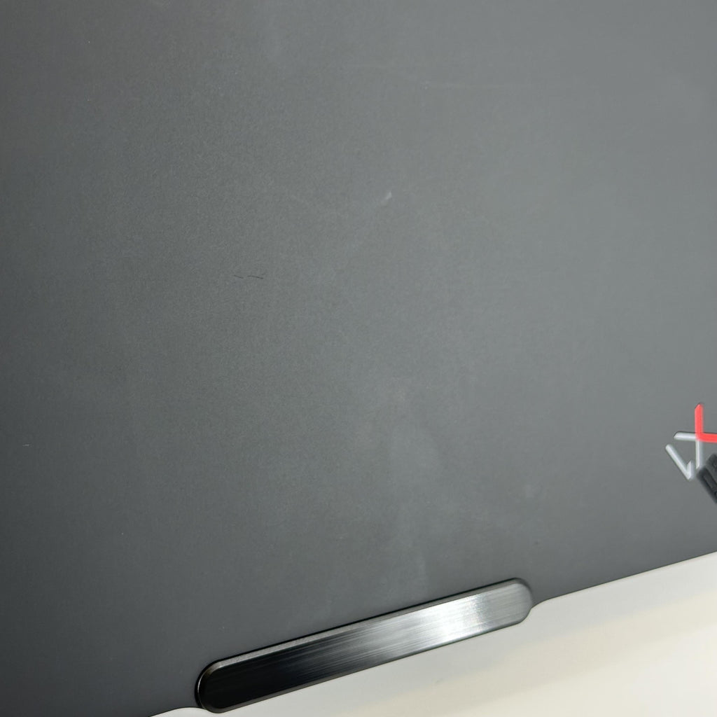 Lenovo ThinkPad X1 Carbon Gen 12 14 Black 1.4 GHz Intel Core Ultra 7 16GB RAM 1TB Solid State Drive