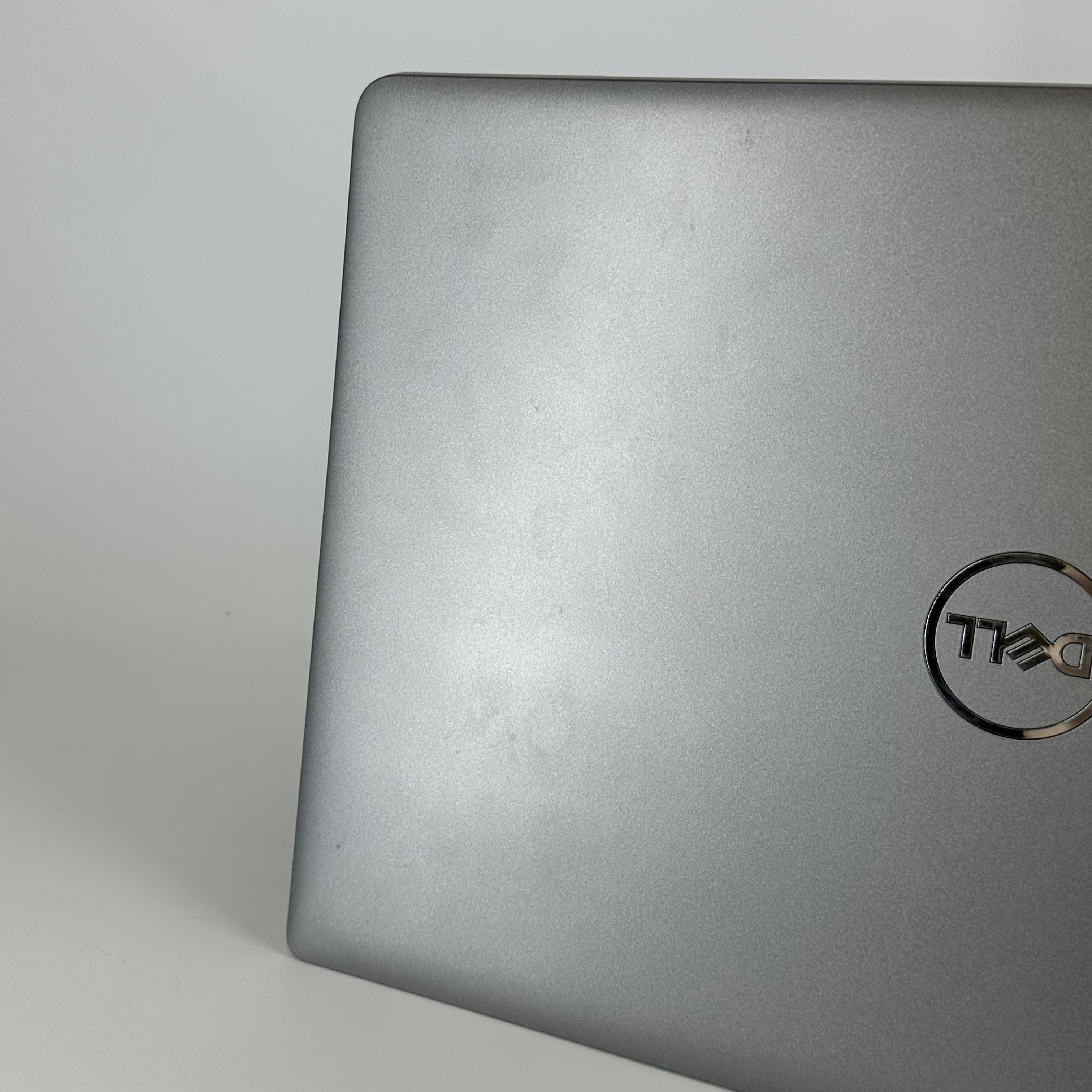 Dell Precision 3591 15.6 Gray 2.3 GHz Intel Core Ultra 9 32GB RAM 1TB Solid State Drive NVIDIA RTX 2000 Ada 8 GB