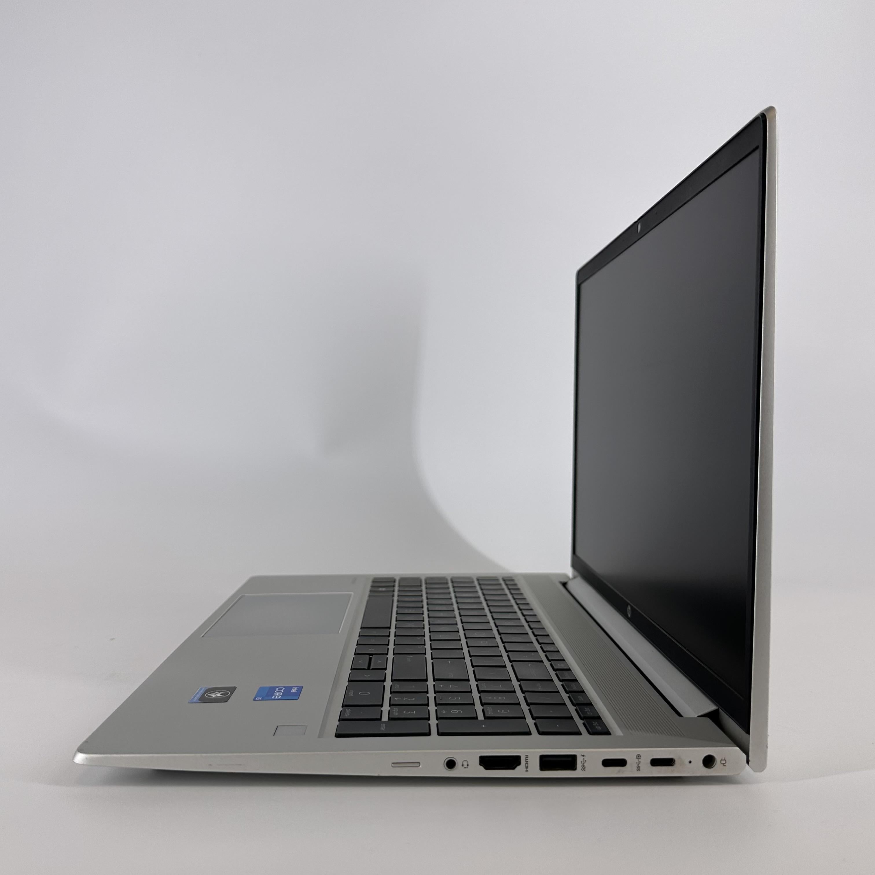 HP ProBook 450 G10 15.6 Silver 1.3 GHz Intel Core i5 13th Gen. 8GB RAM 256GB Solid State Drive