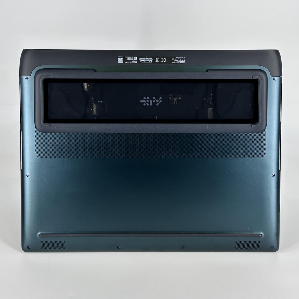 Dell Alienware 18 Area-51 Teal 2.7 GHz Intel Core Ultra 9 Series 2 32GB RAM 2TB Solid State Drive NVIDIA GeForce RTX 5080 16 GB