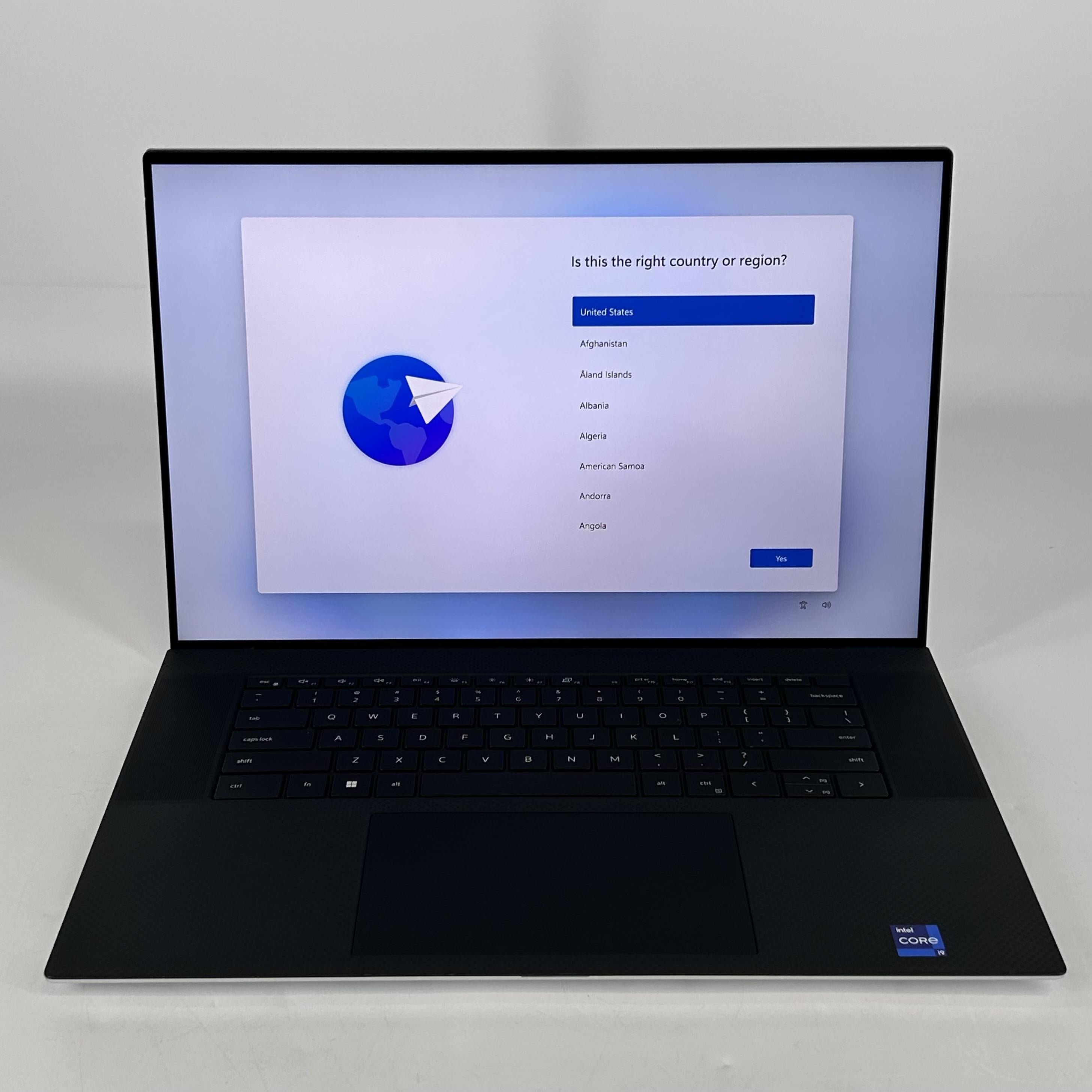Dell XPS 17 9730 Silver 2.6 GHz Intel Core i9 13th Gen. 64GB RAM 1TB Solid State Drive NVIDIA GeForce RTX 4080 12 GB
