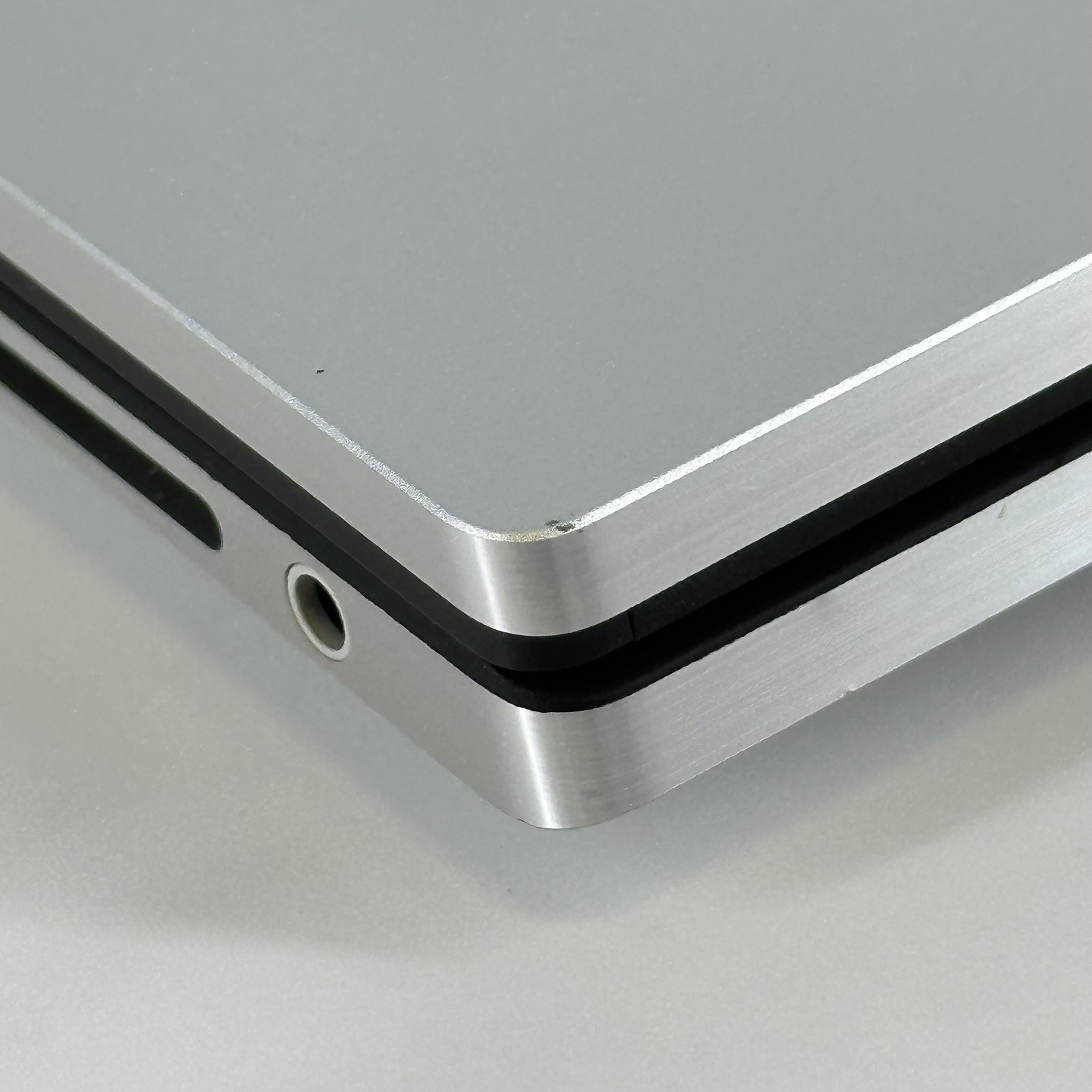 Dell XPS 17 9710 Silver 2.3 GHz Intel Core i7 11th Gen. 16GB RAM 512GB Solid State Drive NVIDIA GeForce RTX 3050 4 GB