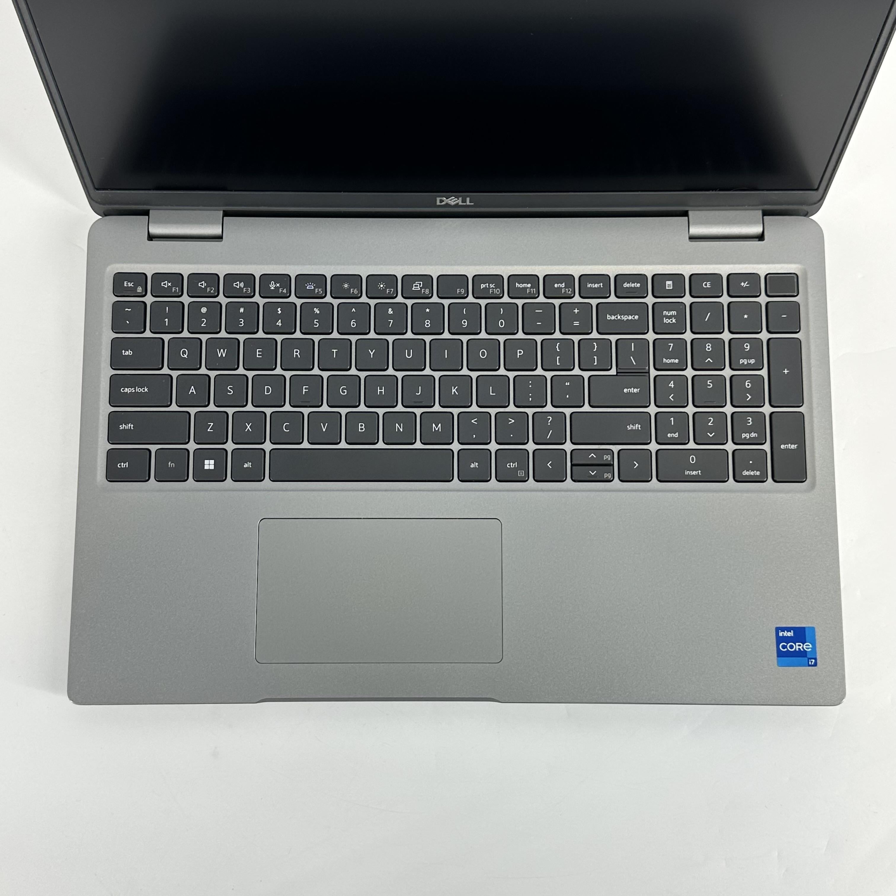 Dell Latitude 5540 15.6 Gray 1.7 GHz Intel Core i7 13th Gen. 32GB RAM 512GB Solid State Drive