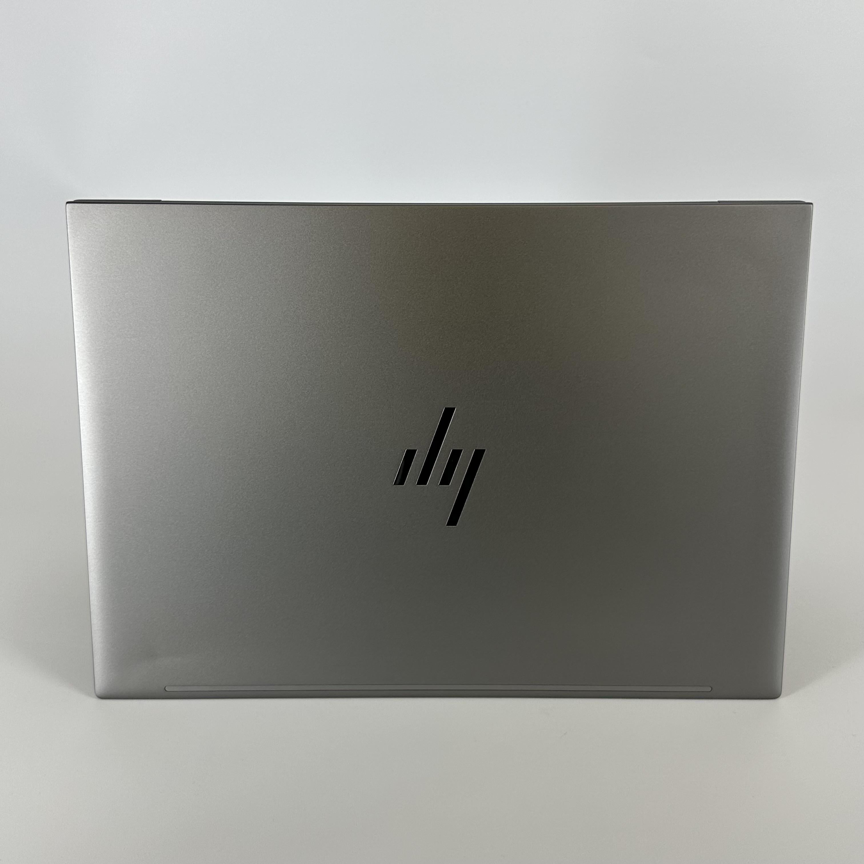 HP ZBook Firefly 14 G11 Silver 1.7 GHz Intel Core Ultra 7 16GB RAM 512GB Solid State Drive