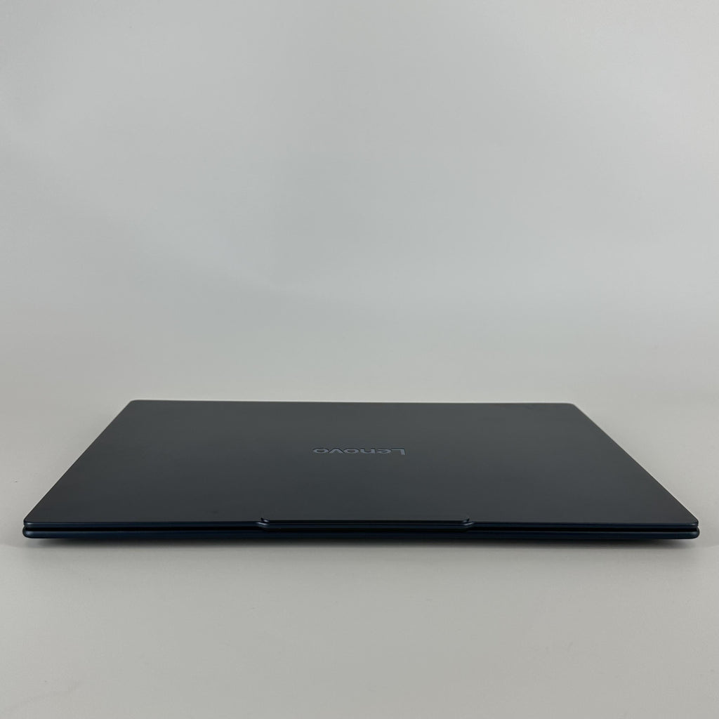 Lenovo Yoga Slim 7x 14.5 Blue 3.4 GHz Qualcomm Snapdragon X Elite 16GB RAM 512GB Solid State Drive