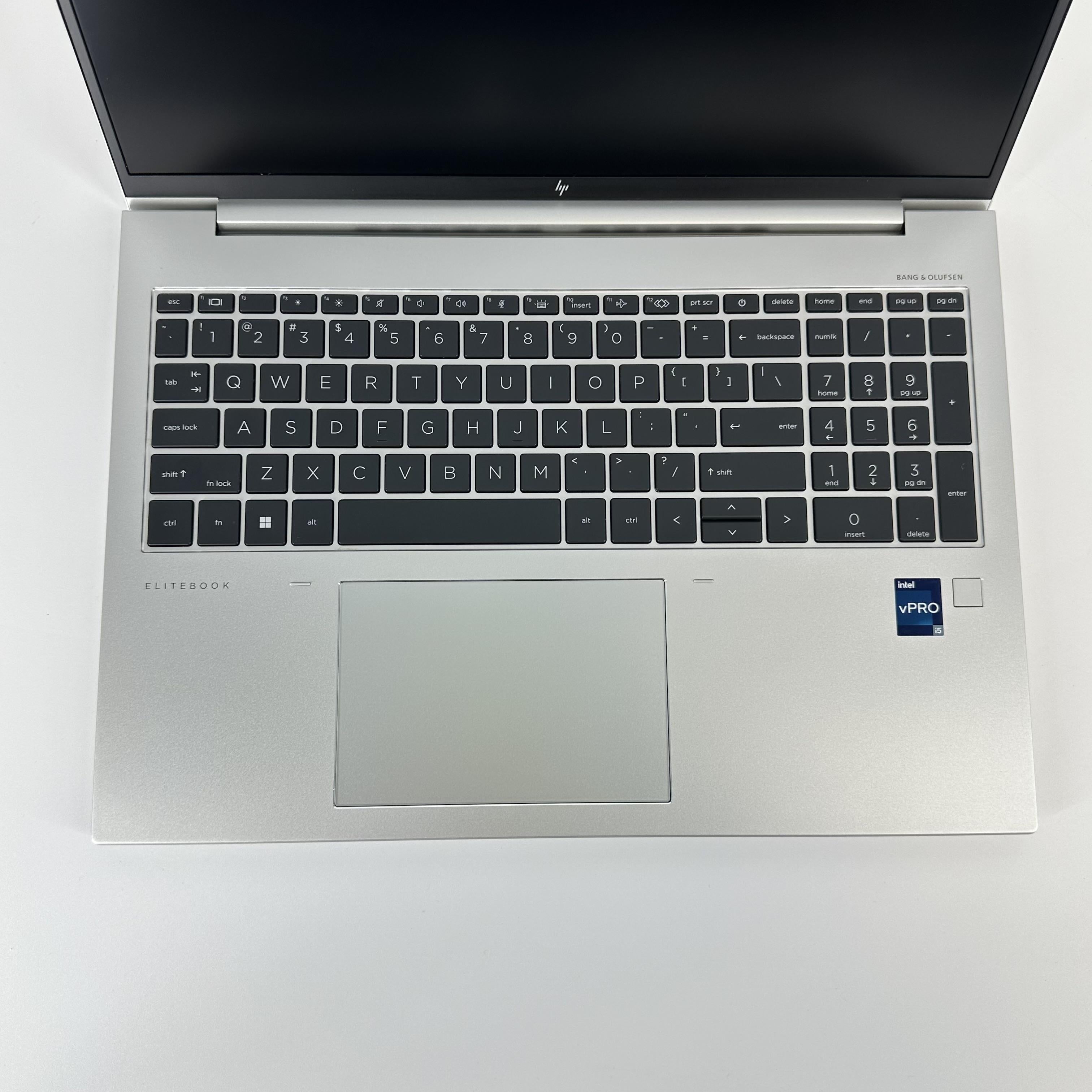 HP Elitebook 860 G10 15.6 Silver 1.6 GHz Intel Core i7 13th Gen. 16GB RAM 512GB Solid State Drive