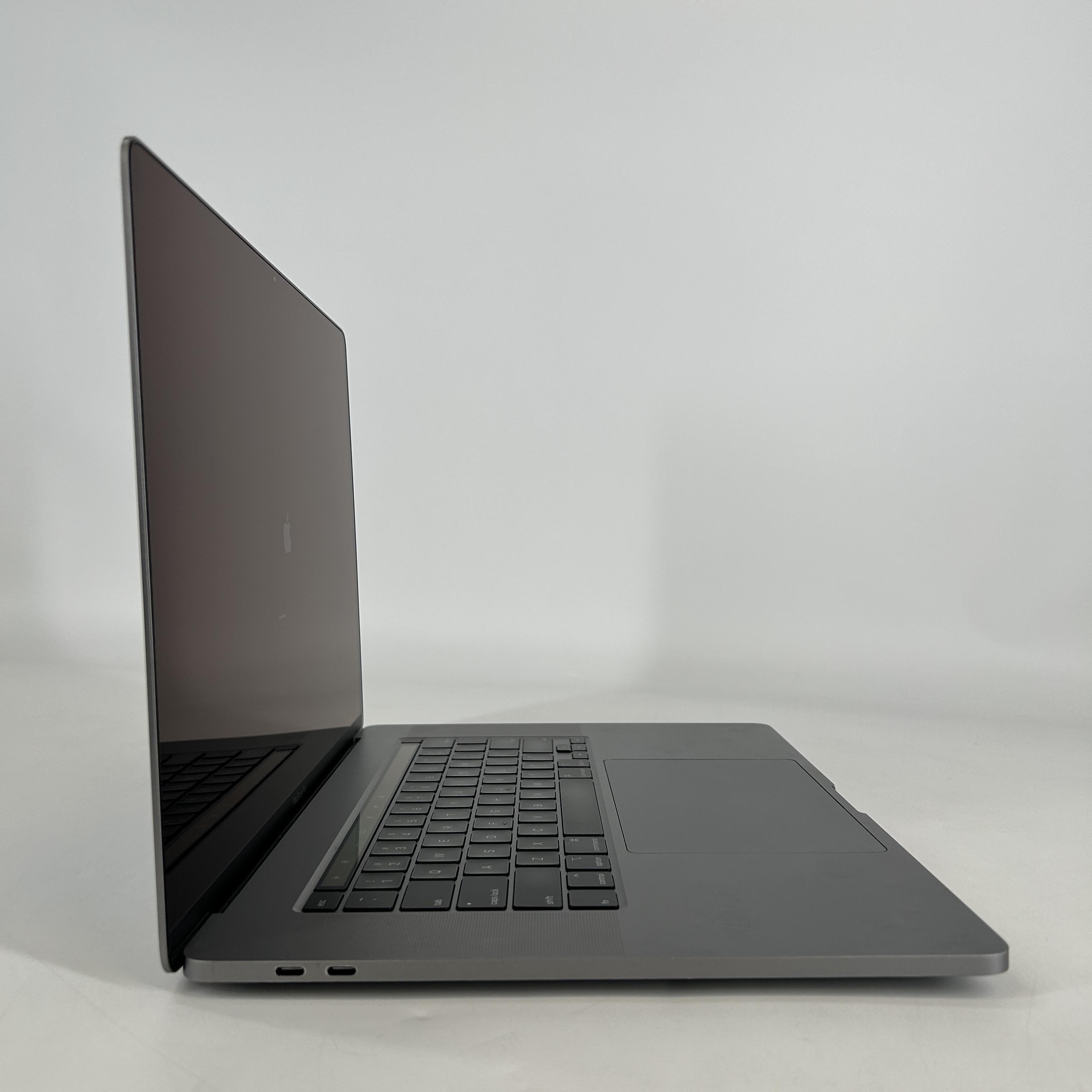 Apple MacBook Pro 16 Touch Bar 2019 Space Gray 2.4 GHz Intel Core i9 9th Gen. 16GB RAM 1TB Solid State Drive AMD Radeon Pro 5500M 8 GB