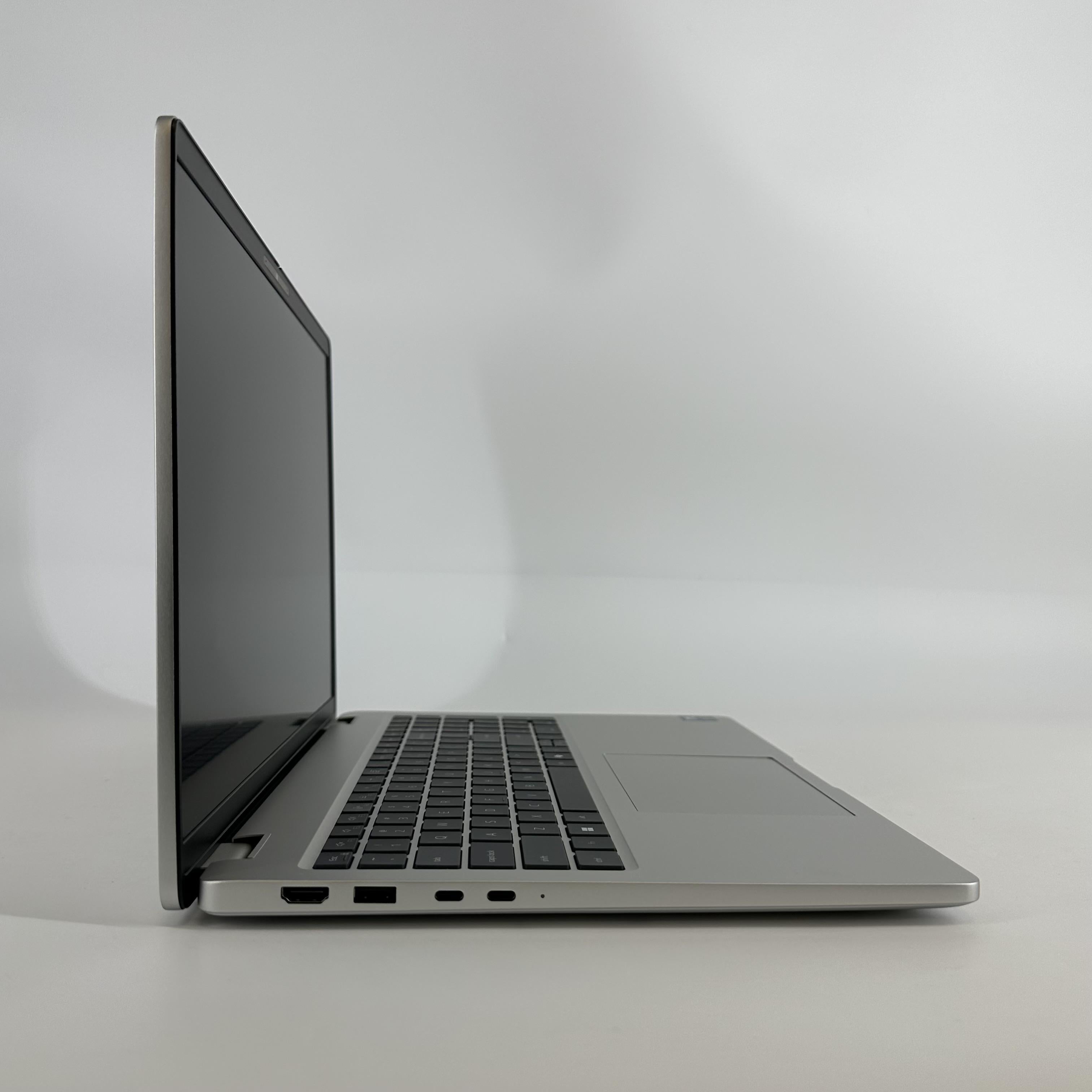 Dell Pro 16 Plus PB16250 Silver 2.2 GHz Intel Core Ultra 7 Series 2 16GB RAM 512GB Solid State Drive