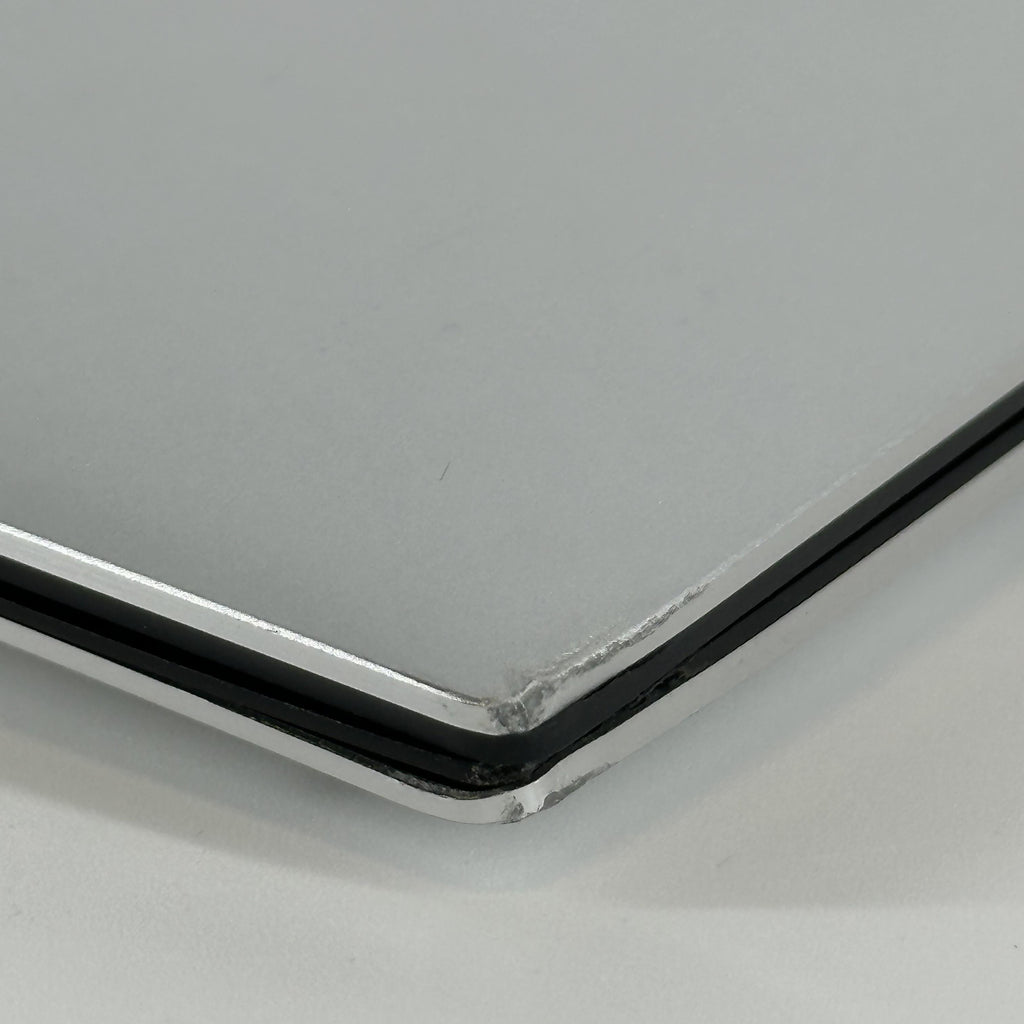 Dell XPS 15 9530 Silver 2.4 GHz Intel Core i7 13th Gen. 32GB RAM 512GB Solid State Drive Intel Arc A370M 4 GB