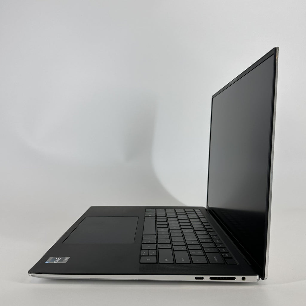 Dell XPS 15 9530 Silver 2.4 GHz Intel Core i7 13th Gen. 32GB RAM 512GB Solid State Drive Intel Arc A370M 4 GB