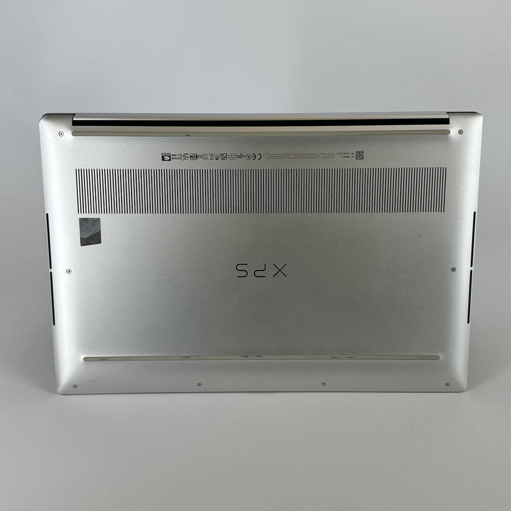 Dell XPS 15 9530 Silver 2.4 GHz Intel Core i7 13th Gen. 32GB RAM 512GB Solid State Drive Intel Arc A370M 4 GB
