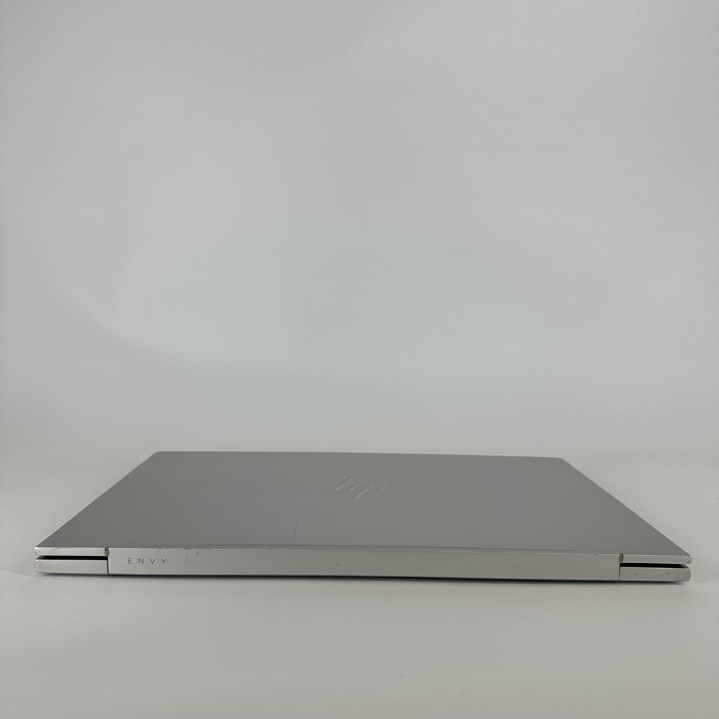 HP Envy 17 Silver 2.1 GHz Intel Core i7 12th Gen. 32GB RAM 1TB Solid State Drive