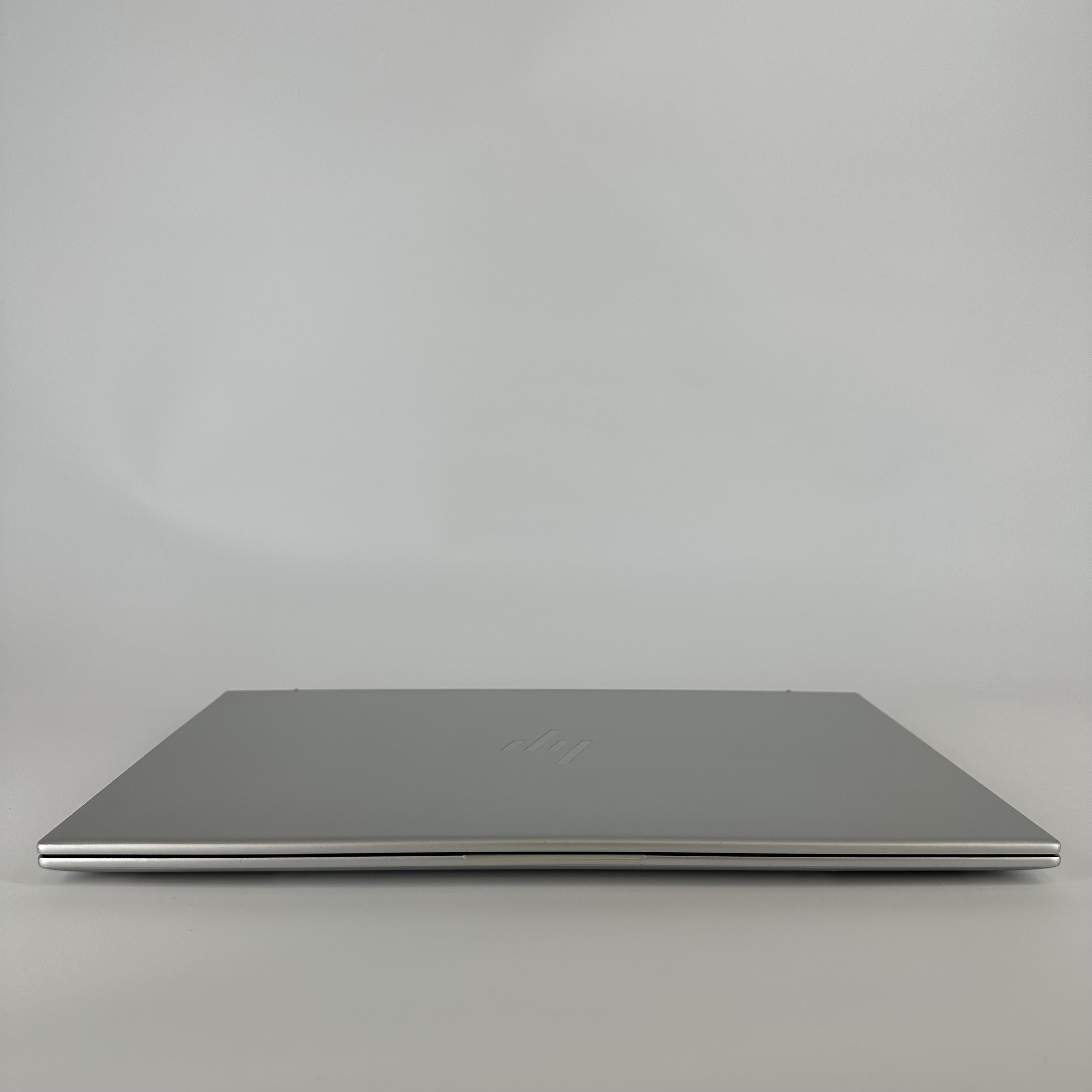 HP Envy 17 Silver 2.1 GHz Intel Core i7 12th Gen. 32GB RAM 1TB Solid State Drive