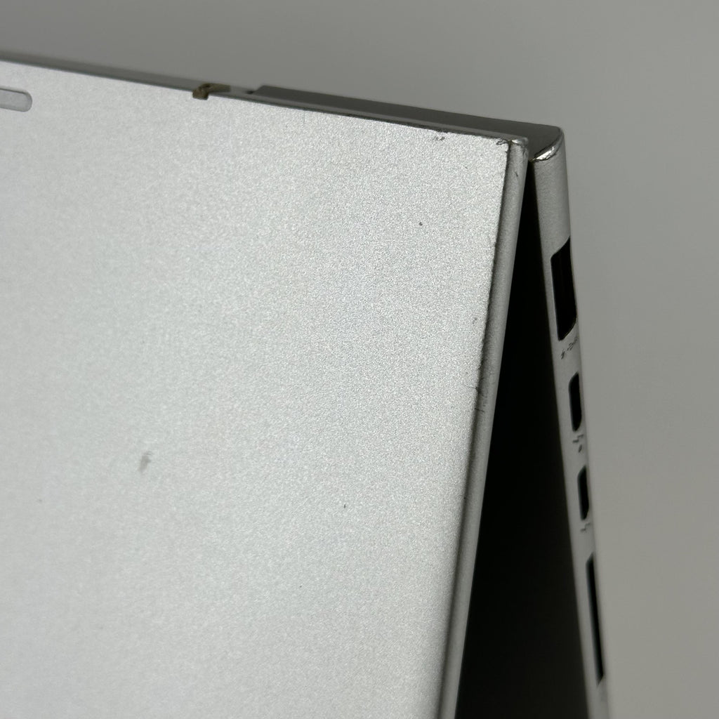 HP Envy 17 Silver 2.1 GHz Intel Core i7 12th Gen. 32GB RAM 1TB Solid State Drive