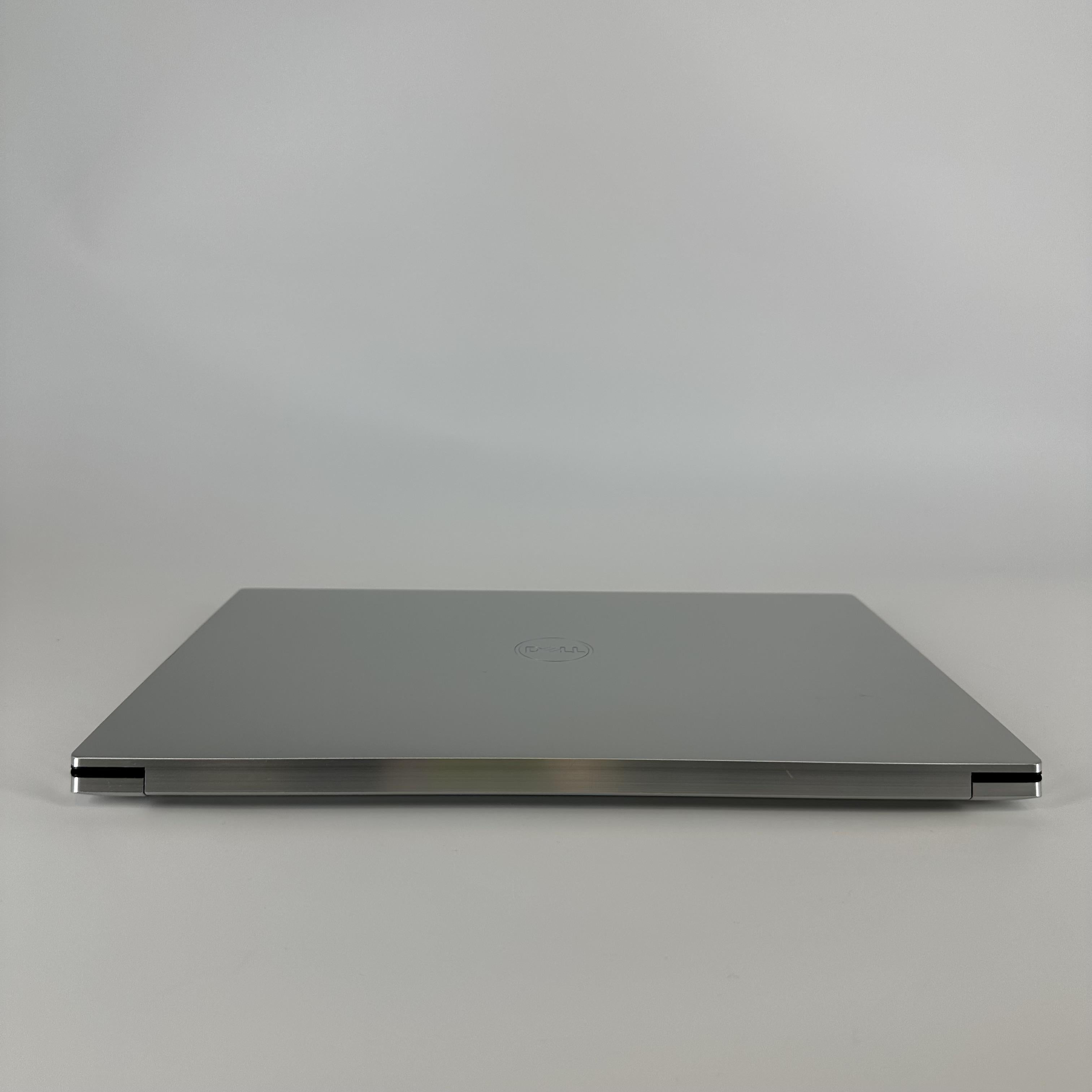Dell XPS 15 9530 Silver 2.4 GHz Intel Core i7 13th Gen. 32GB RAM 512GB Solid State Drive NVIDIA GeForce RTX 4070 8 GB