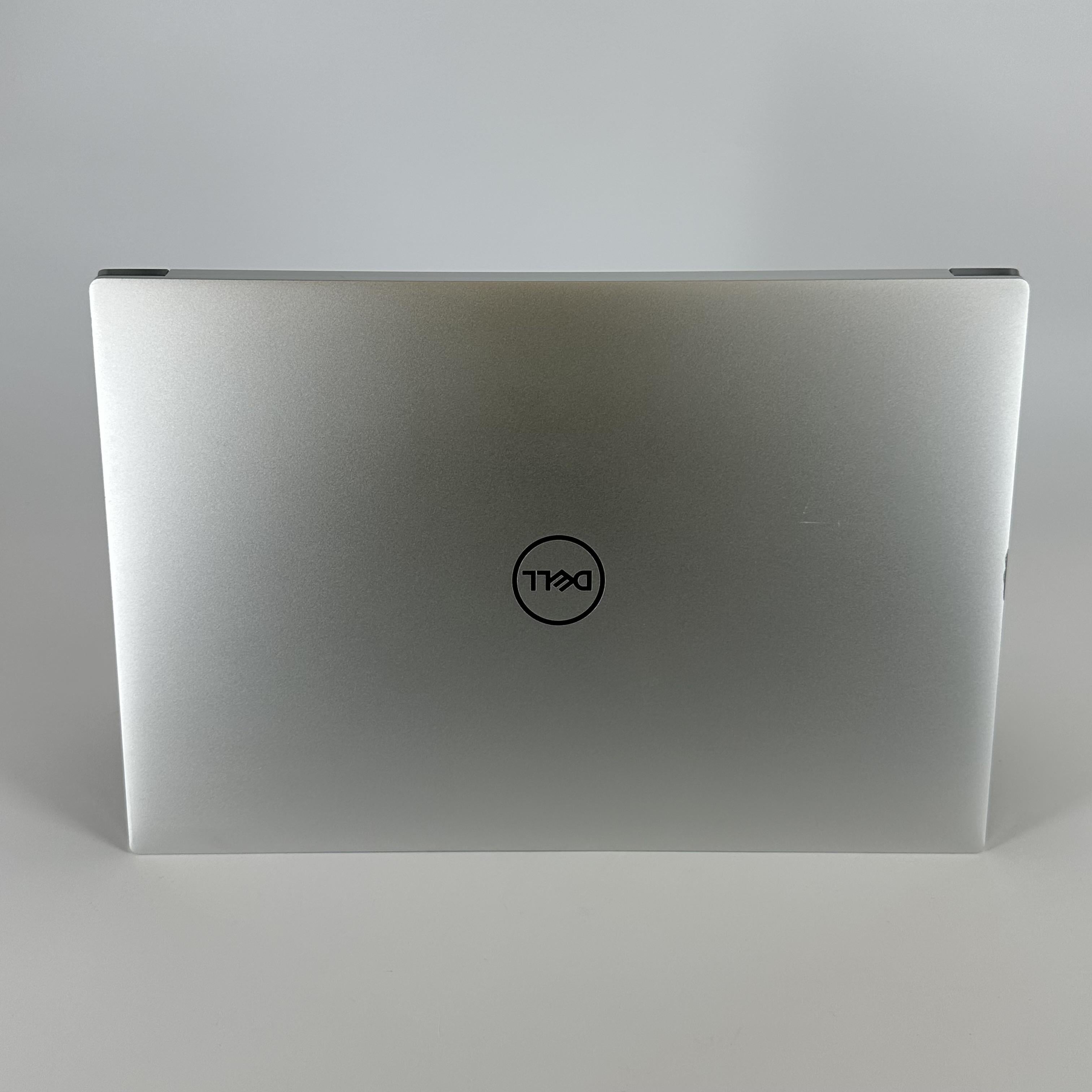 Dell XPS 15 9530 Silver 2.4 GHz Intel Core i7 13th Gen. 32GB RAM 512GB Solid State Drive NVIDIA GeForce RTX 4070 8 GB