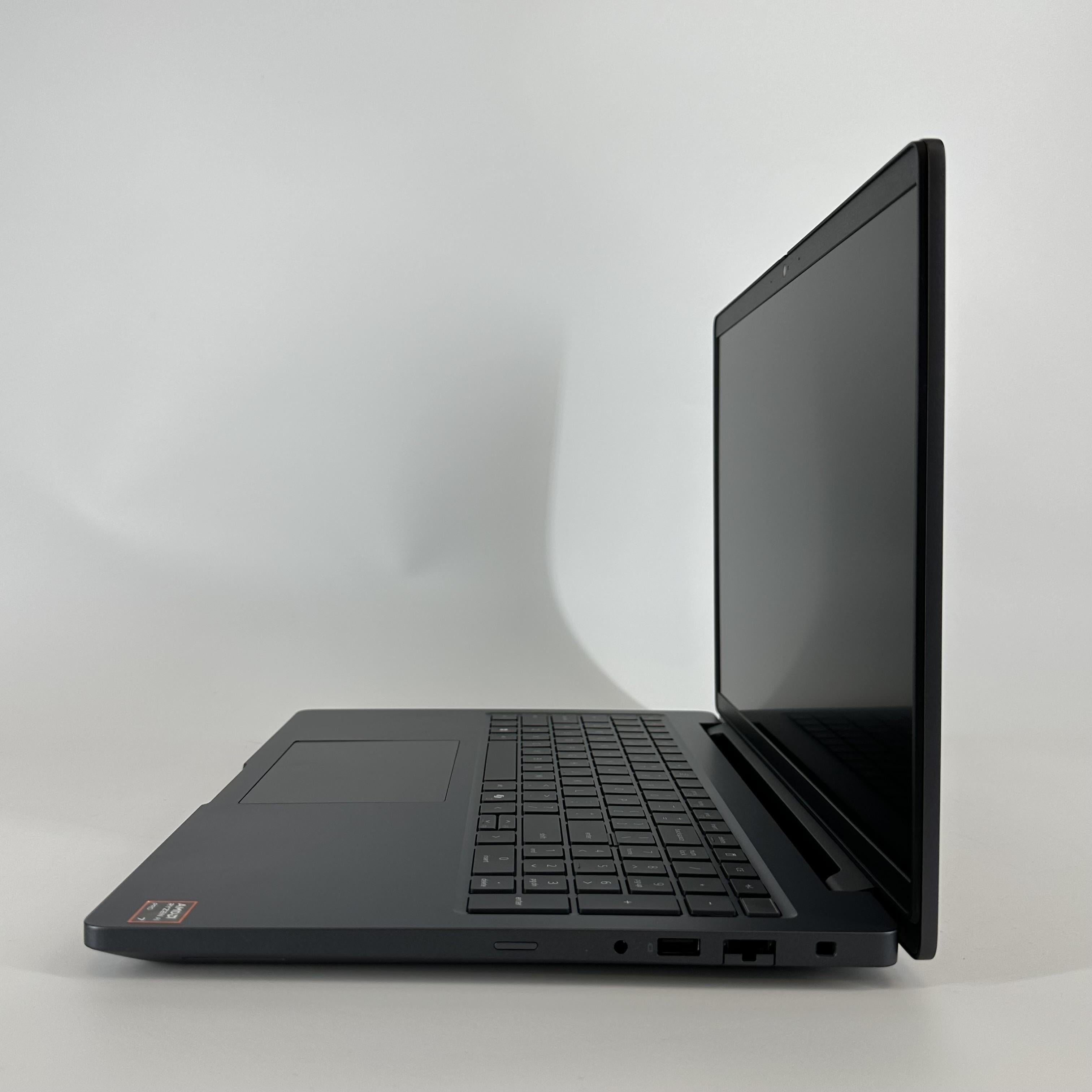 Dell Pro Max 16 MC16255 Magnetite 2.0 GHz AMD Ryzen AI 7 Pro 350 32GB RAM 512GB Solid State Drive NVIDIA RTX PRO 1000 Blackwell 8 GB