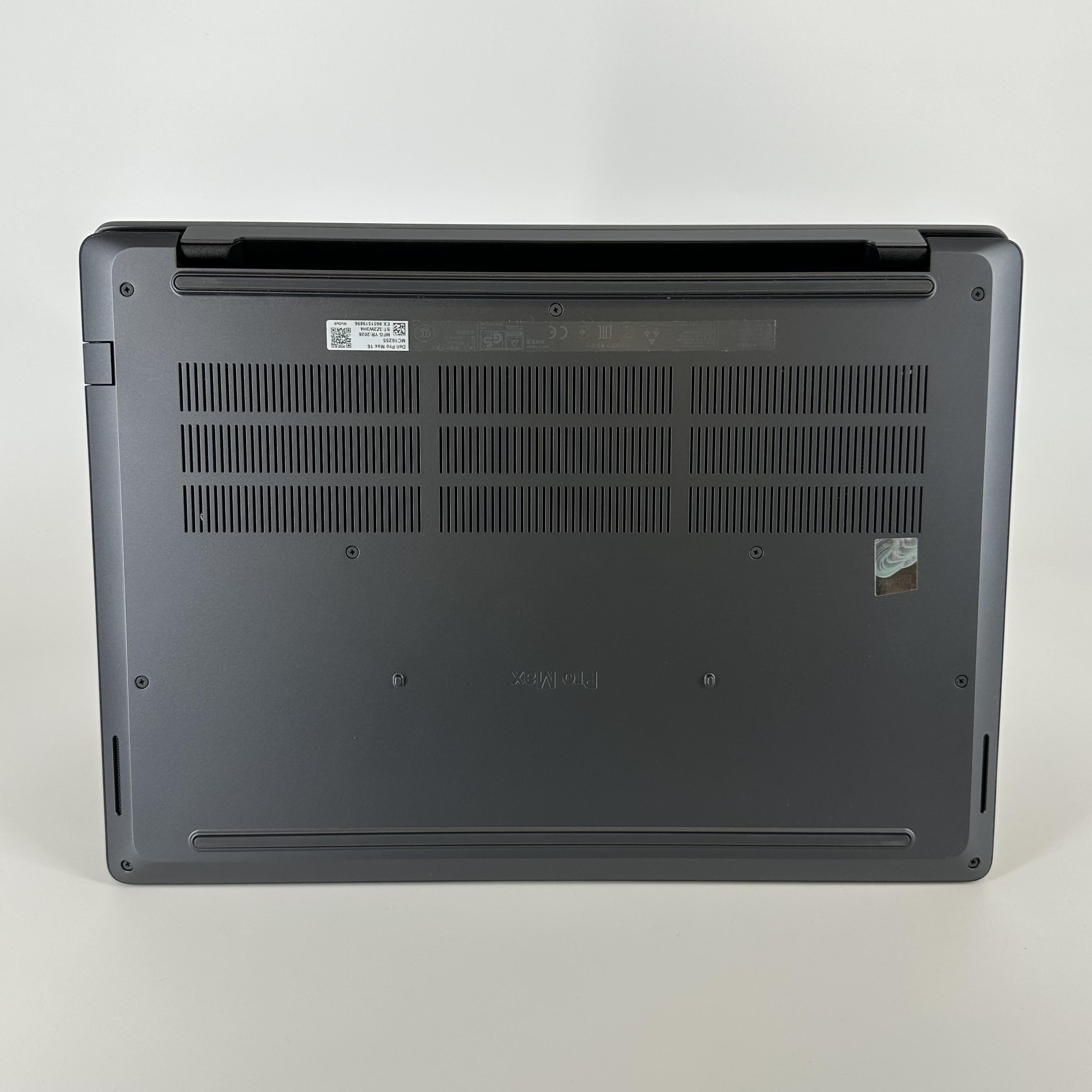 Dell Pro Max 16 MC16255 Magnetite 2.0 GHz AMD Ryzen AI 7 Pro 350 32GB RAM 512GB Solid State Drive NVIDIA RTX PRO 1000 Blackwell 8 GB