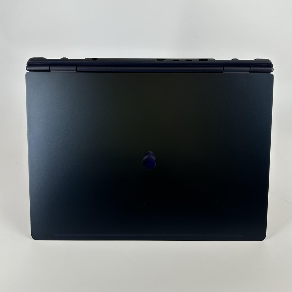 Dell Alienware 16X Aurora Interstellar Indigo 2.7 GHz Intel Core Ultra 9 Series 2 32GB RAM 1TB Solid State Drive NVIDIA GeForce RTX 5060 8 GB